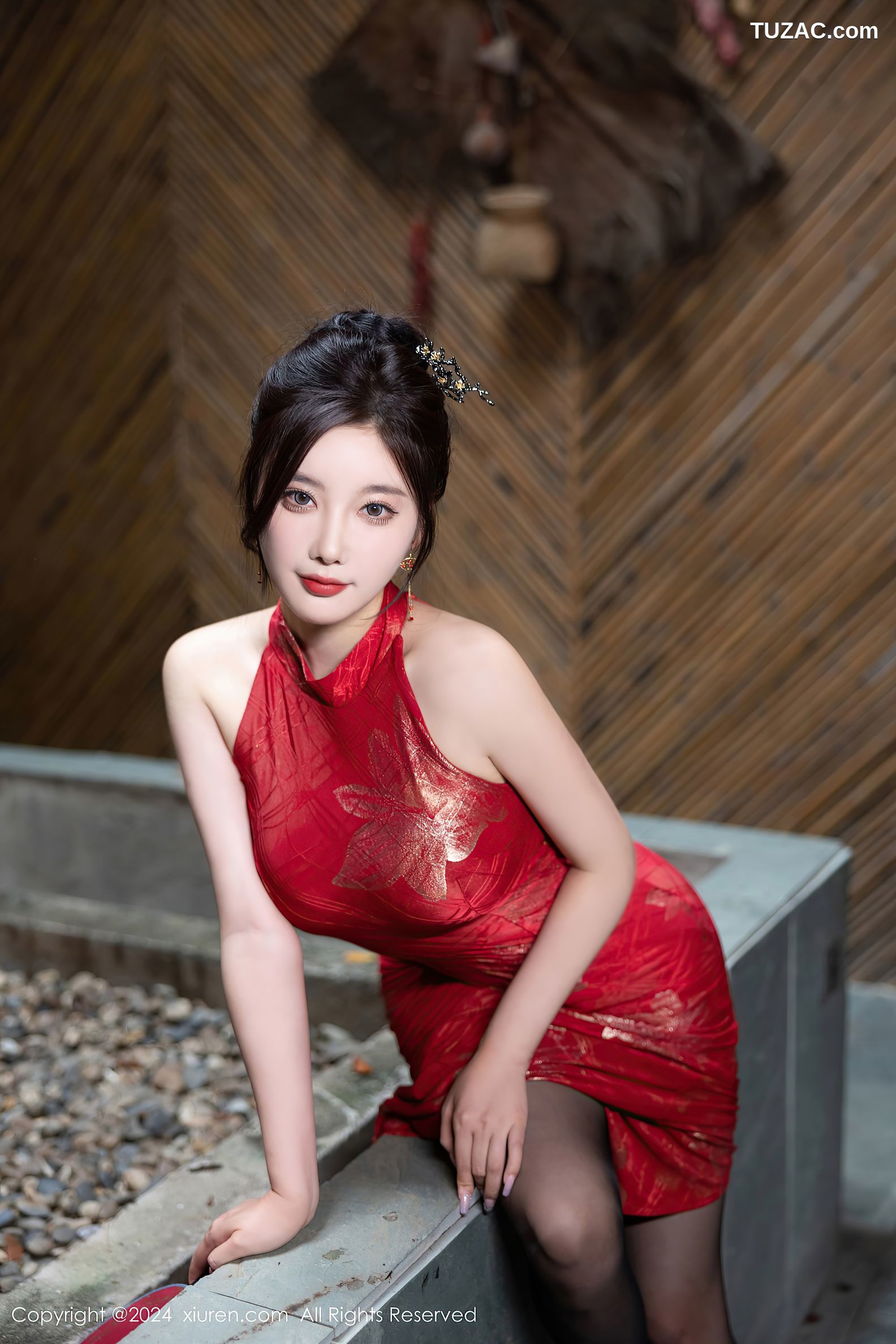 XiuRen秀人网-8996-杨晨晨Yome-红色金花旗袍珠链内衣-2024.08.09