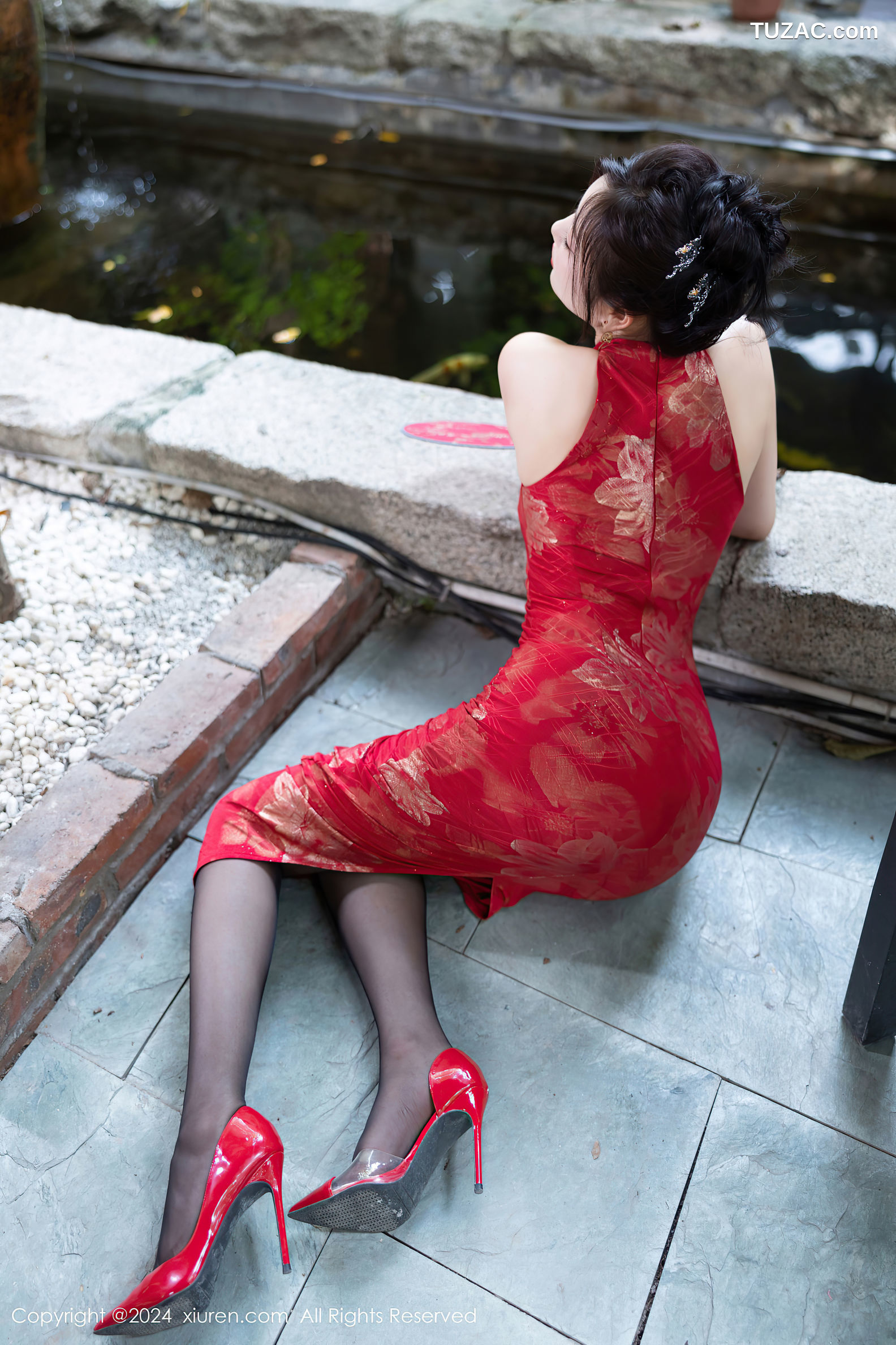 XiuRen秀人网-8996-杨晨晨Yome-红色金花旗袍珠链内衣-2024.08.09