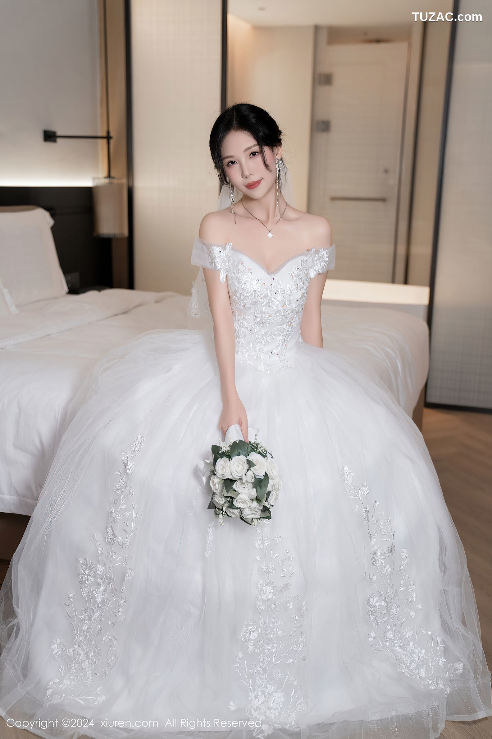 XiuRen秀人网-8998-利世-白色婚纱白蕾丝内衣-2024.08.09