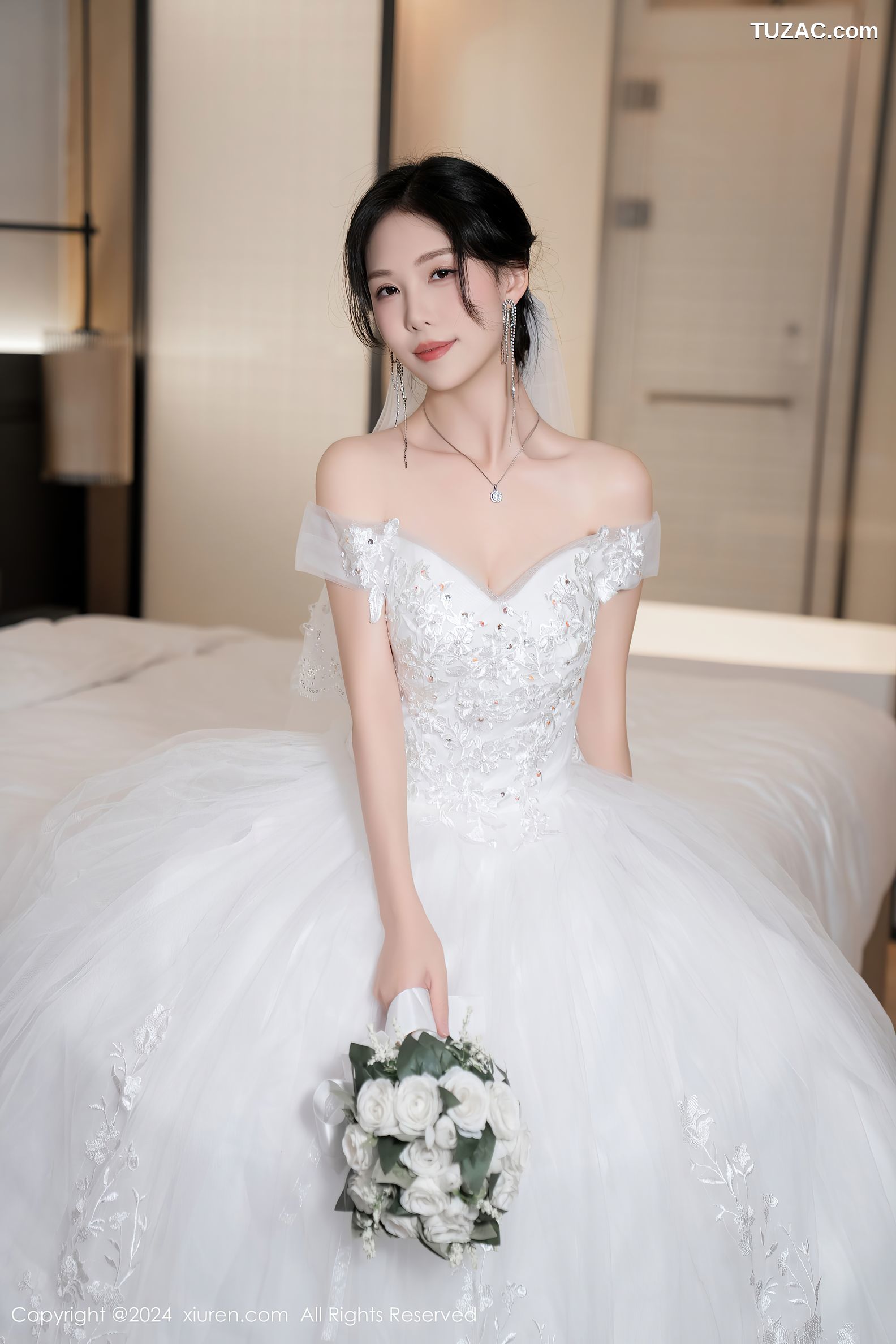 XiuRen秀人网-8998-利世-白色婚纱白蕾丝内衣-2024.08.09