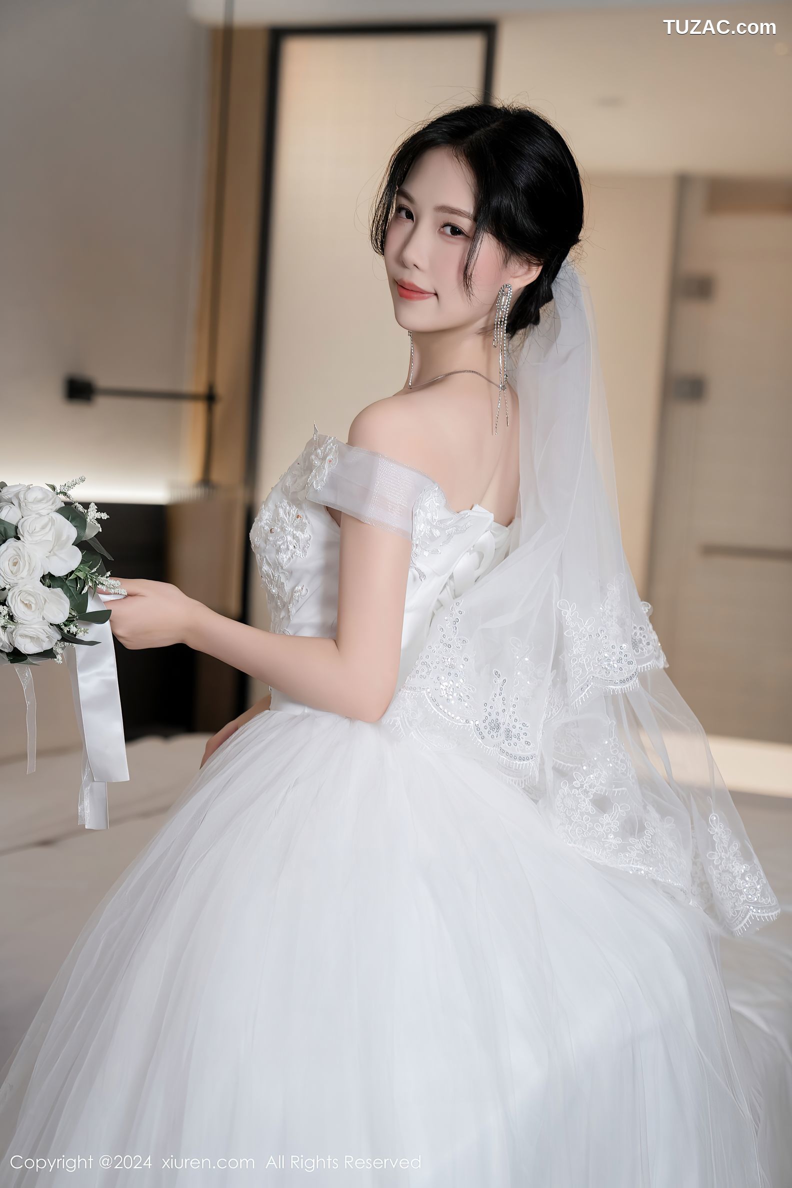 XiuRen秀人网-8998-利世-白色婚纱白蕾丝内衣-2024.08.09