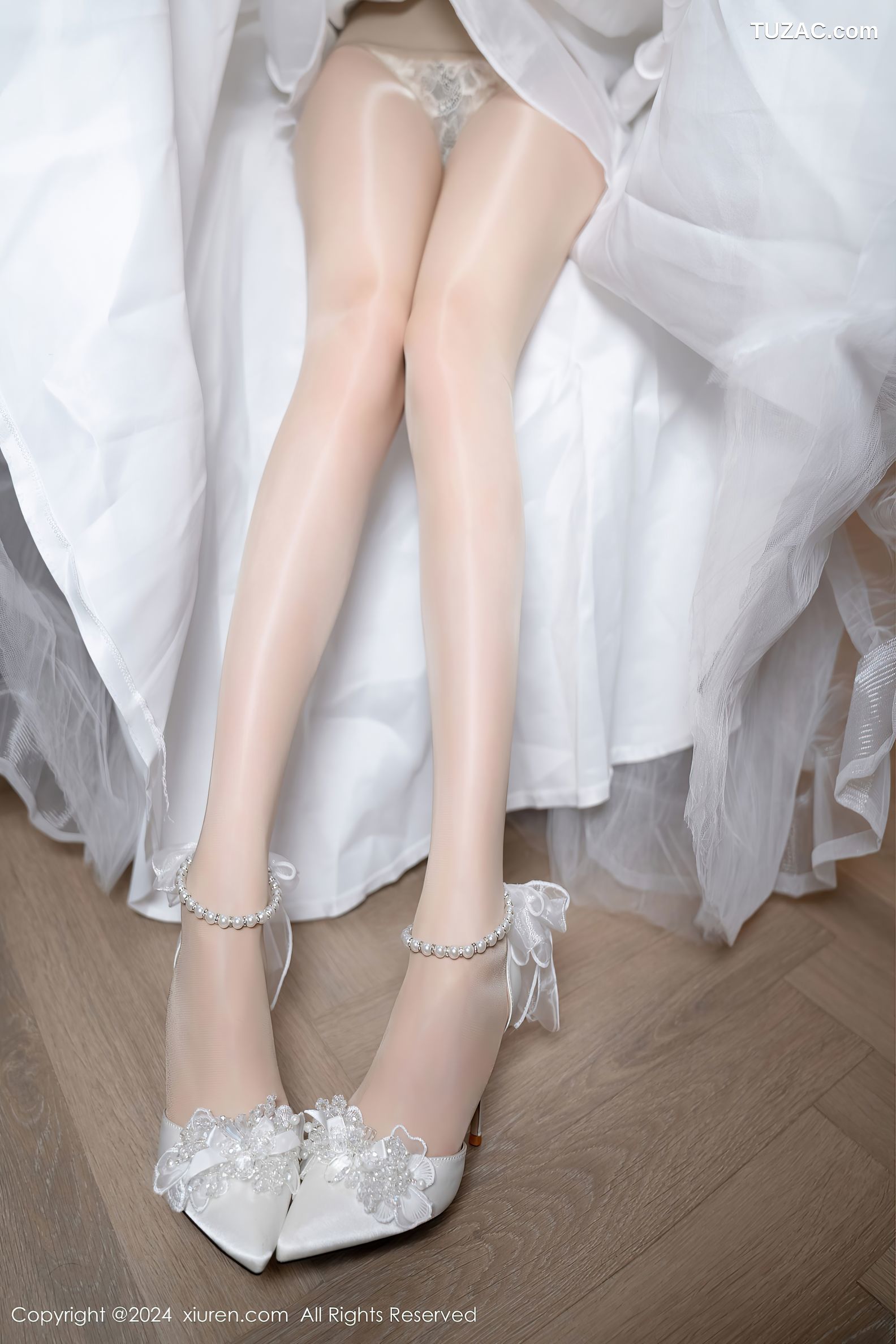 XiuRen秀人网-8998-利世-白色婚纱白蕾丝内衣-2024.08.09