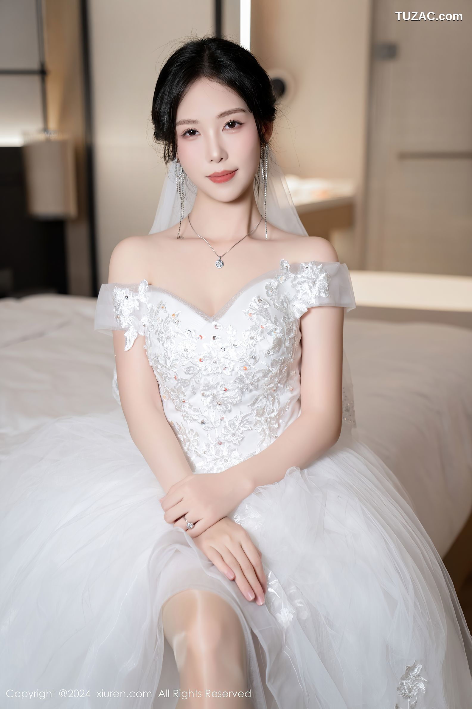 XiuRen秀人网-8998-利世-白色婚纱白蕾丝内衣-2024.08.09