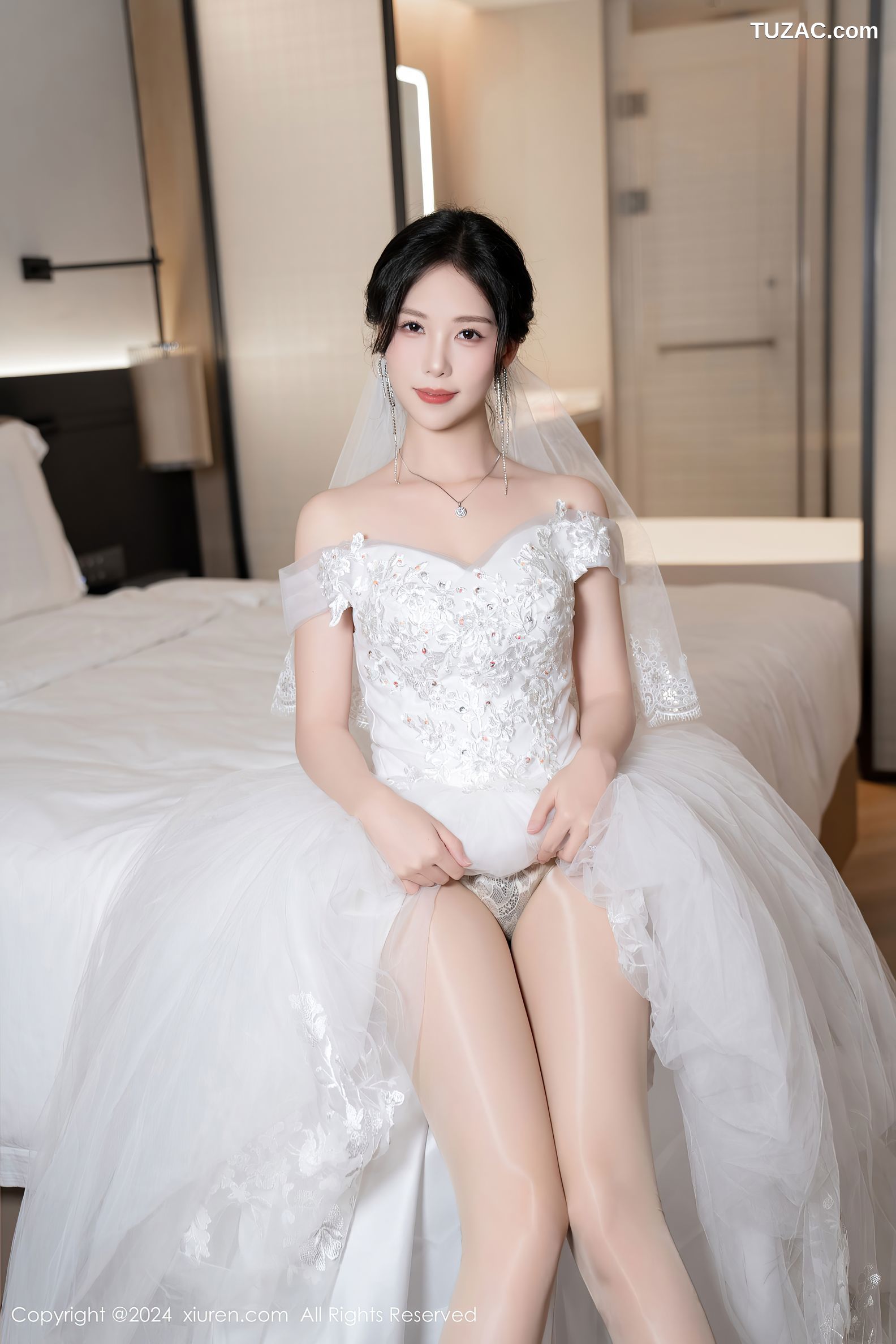XiuRen秀人网-8998-利世-白色婚纱白蕾丝内衣-2024.08.09