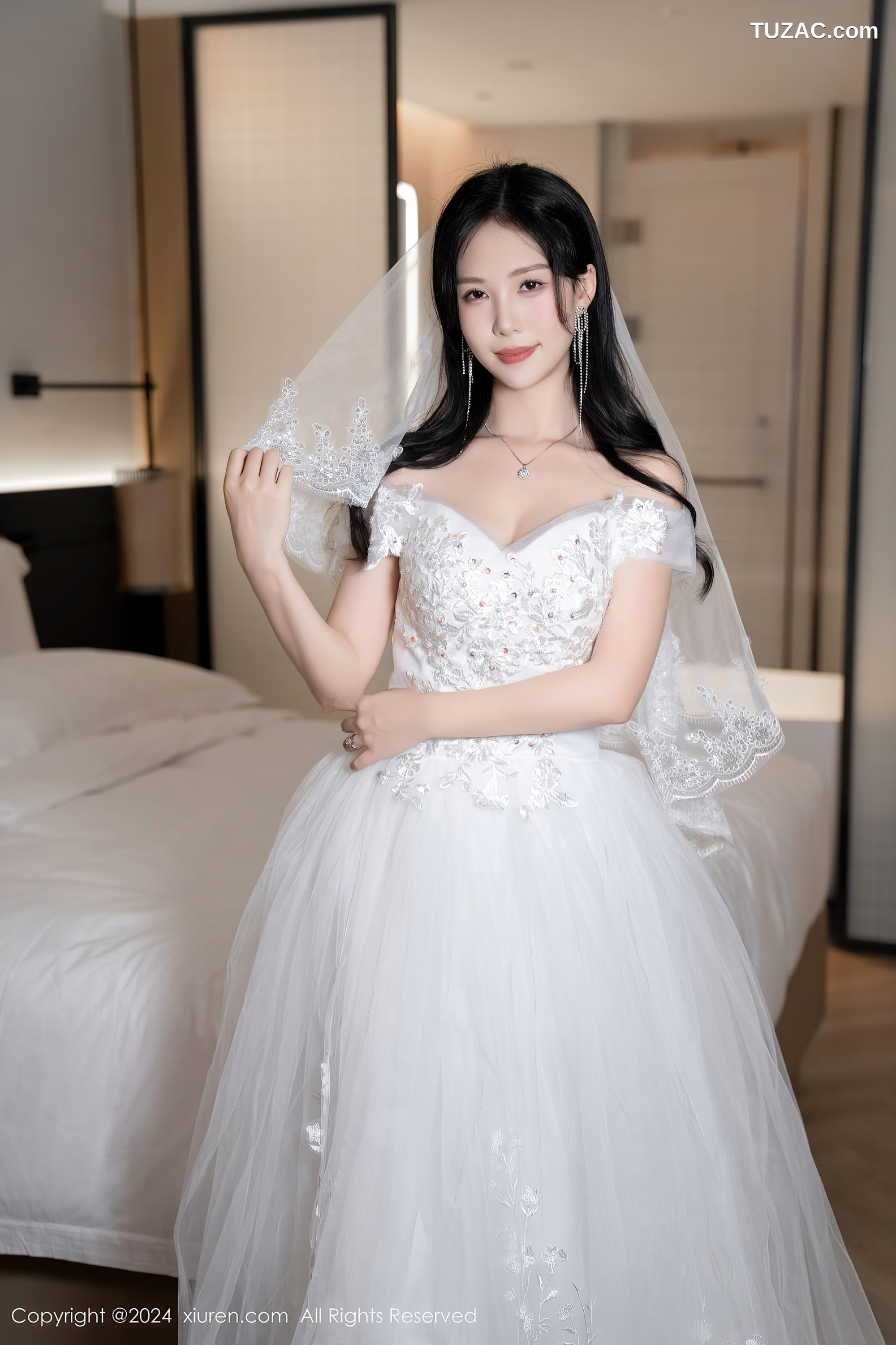 XiuRen秀人网-8998-利世-白色婚纱白蕾丝内衣-2024.08.09