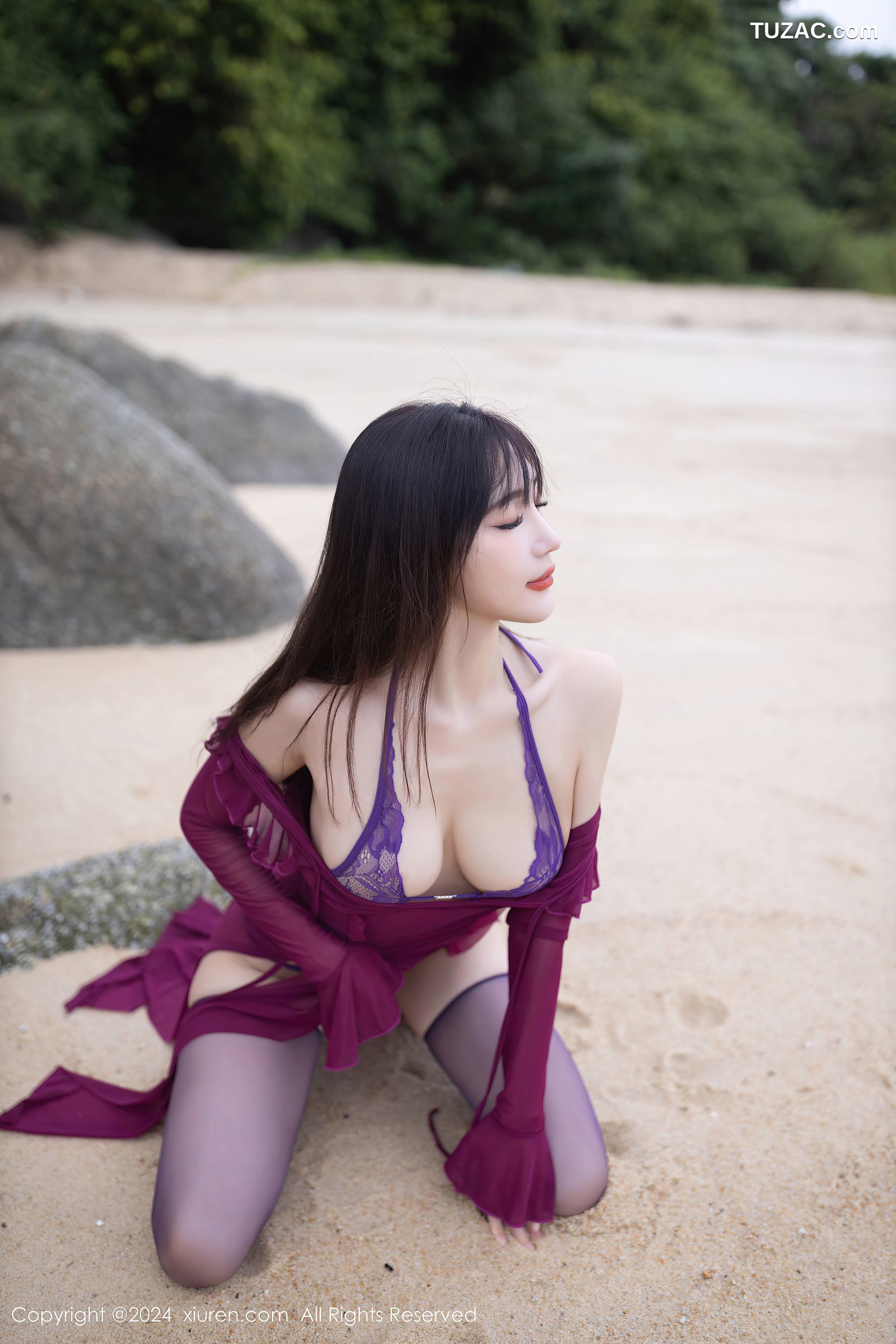 XiuRen秀人网-9021-陆萱萱-酒红纱裙紫色情趣内衣-2024.08.15