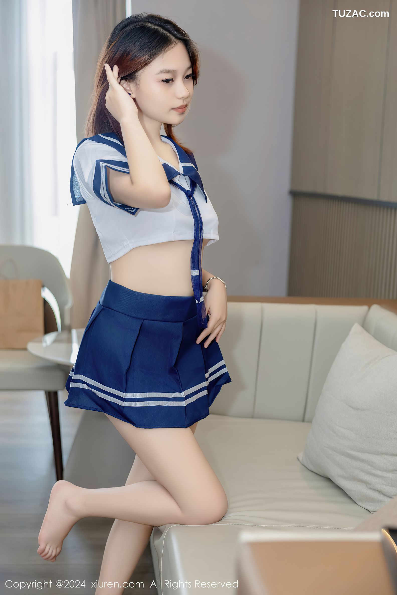 XiuRen秀人网-9037-吴婷婉-首套写真-女学生水手制服-白蕾丝-黑蕾丝情趣内衣-2024.08.20