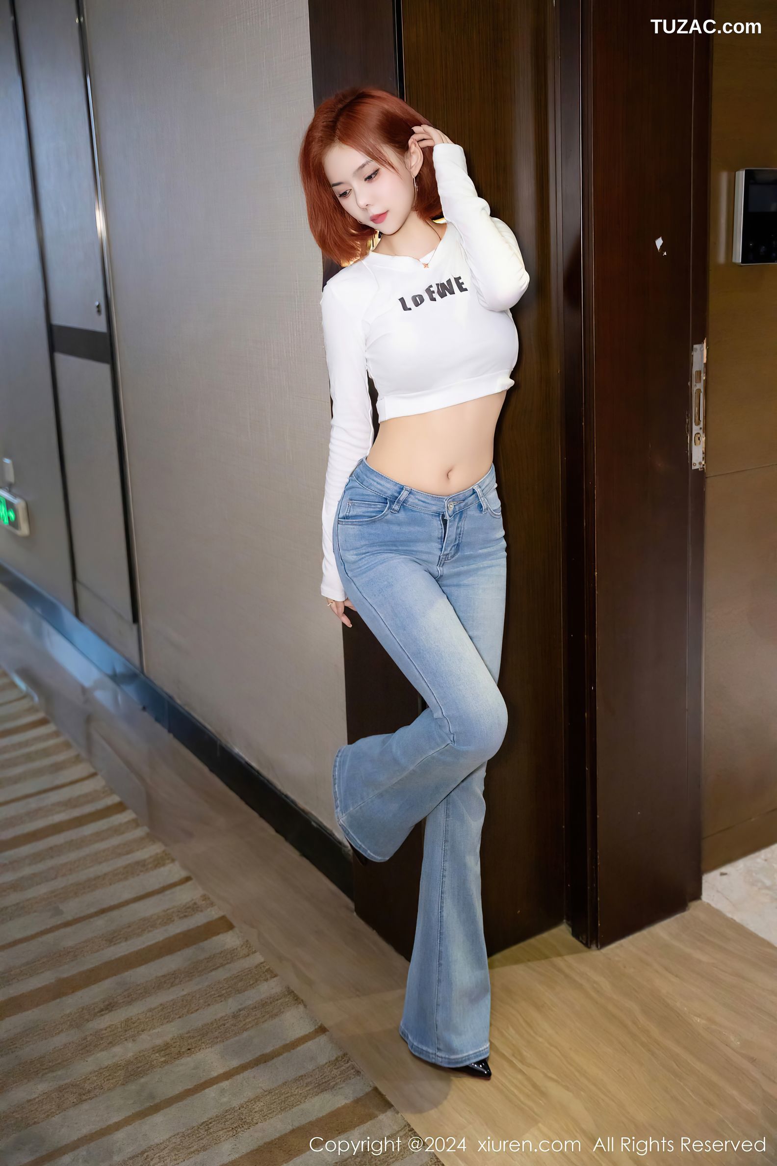 XiuRen秀人网-9050-白芷yy-白T牛仔裤黑色内衣黑丝-2024.08.22