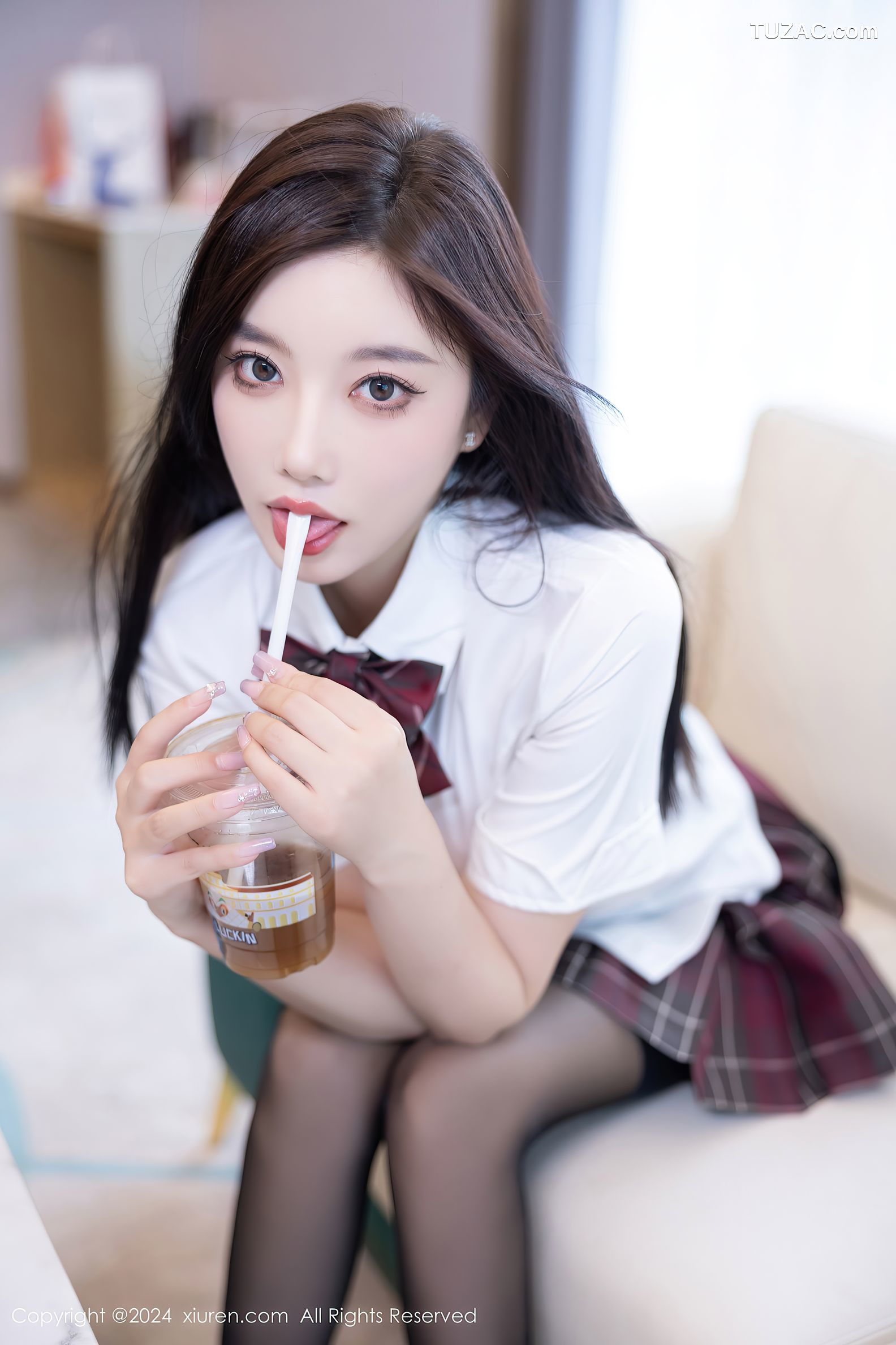 XiuRen秀人网-9064-杨晨晨Yome-女学生JK制服白衬衫红格子短裙黑丝-2024.08.23