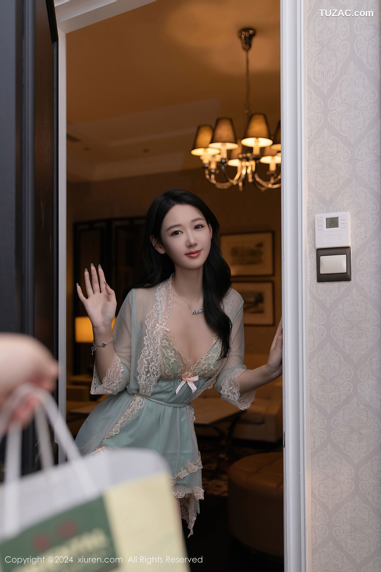 XiuRen秀人网-9069-唐安琪-外卖主题-淡绿薄纱睡衣被侵犯-2024.08.26