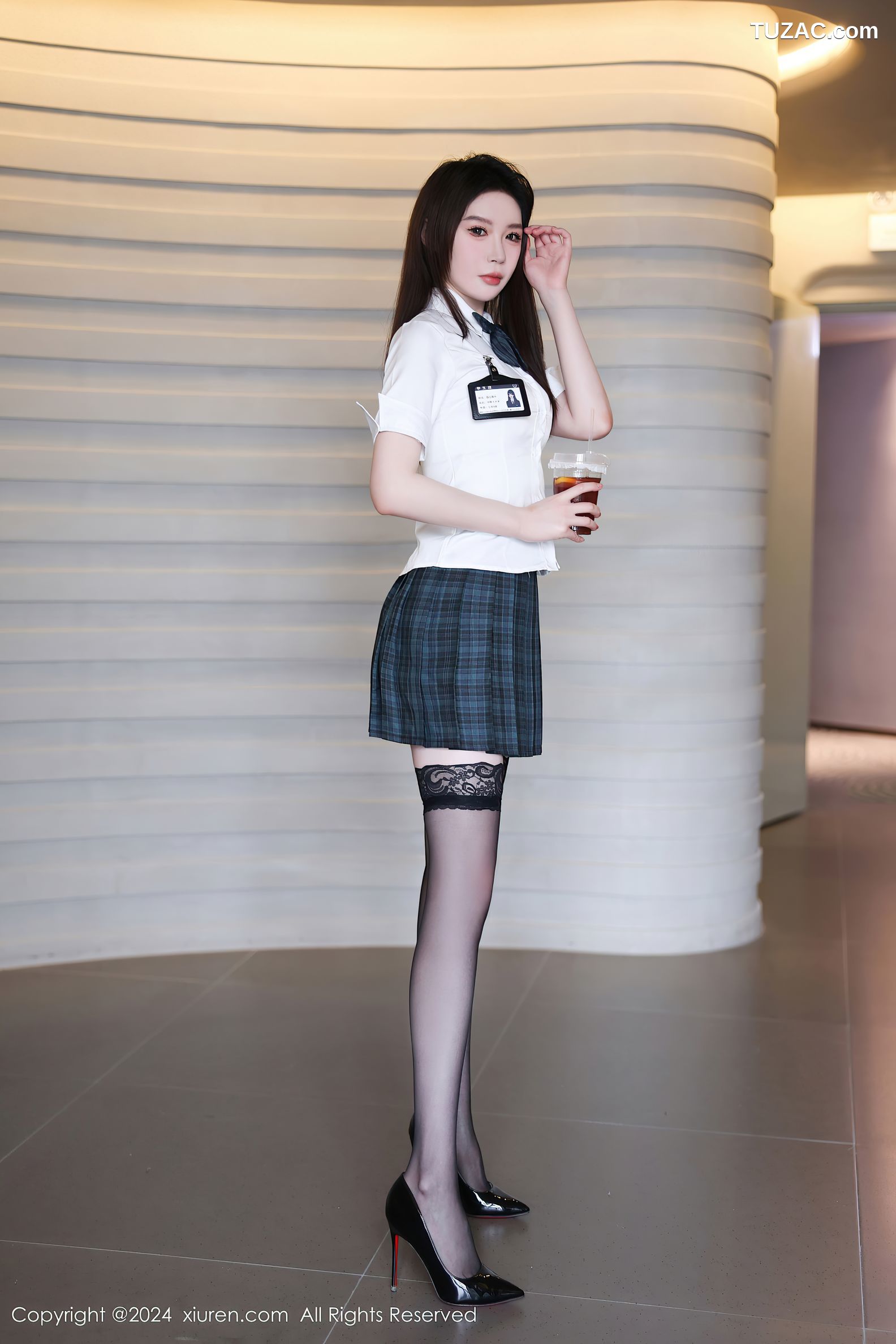 XiuRen秀人网-9074-梦心玥-女学生JK制服白衬衫蓝格子裙黑丝-2024.08.27