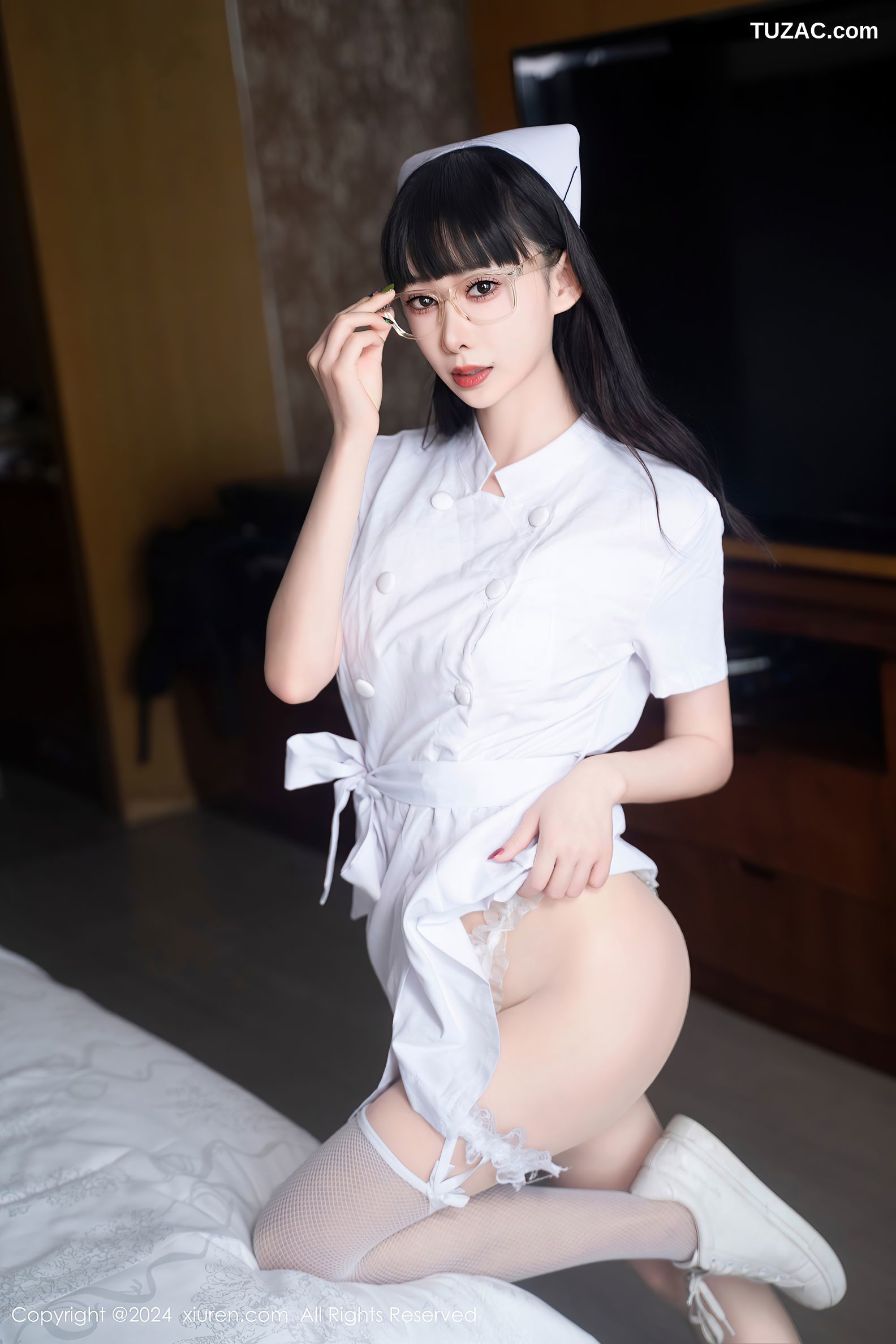 XiuRen秀人网-9077-宝宝甜-家庭医生上门服务白衣白蕾丝爆乳-2024.08.28
