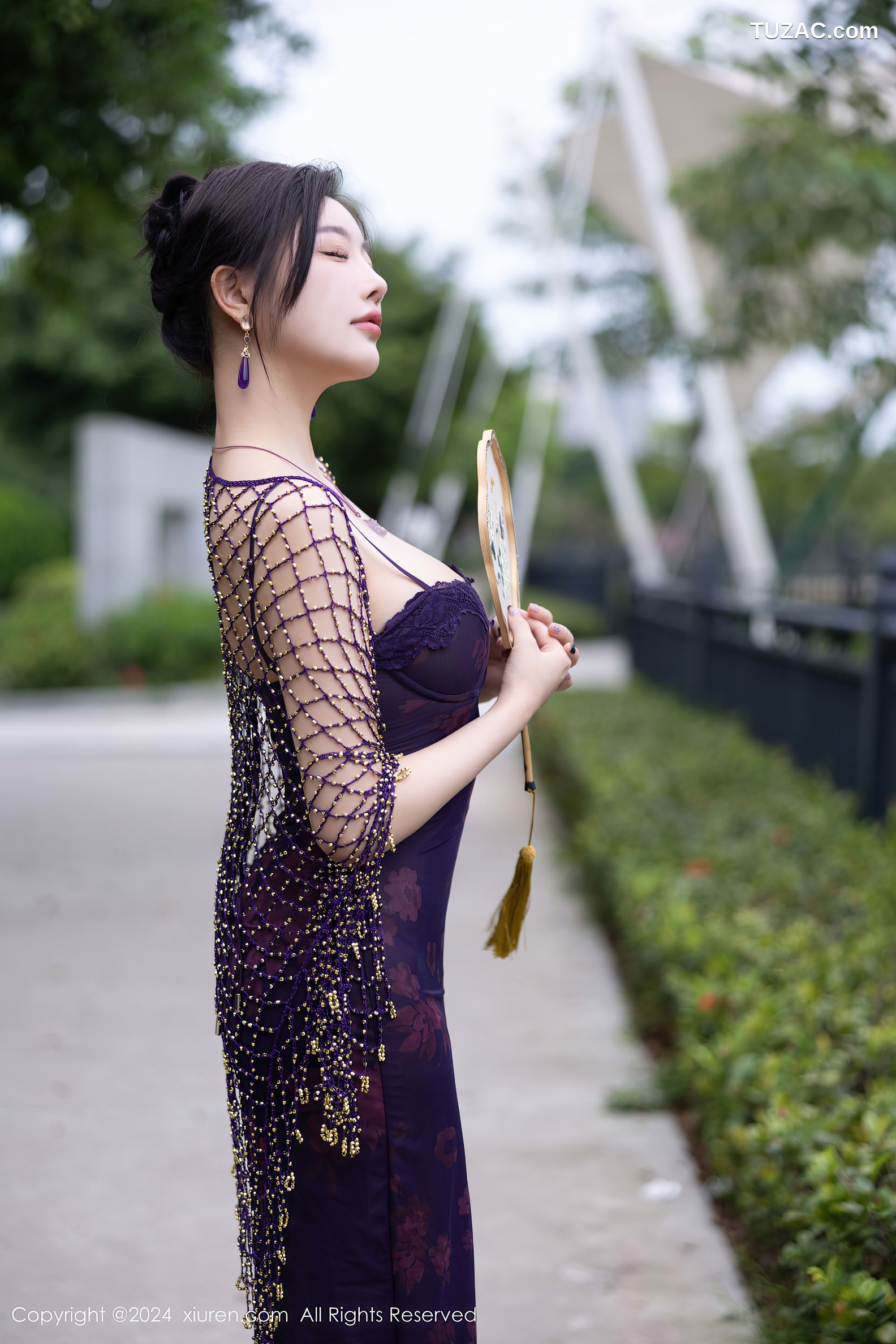 XiuRen秀人网-9092-杨晨晨Yome-紫色吊带连衣裙紫色情趣内衣-2024.08.30