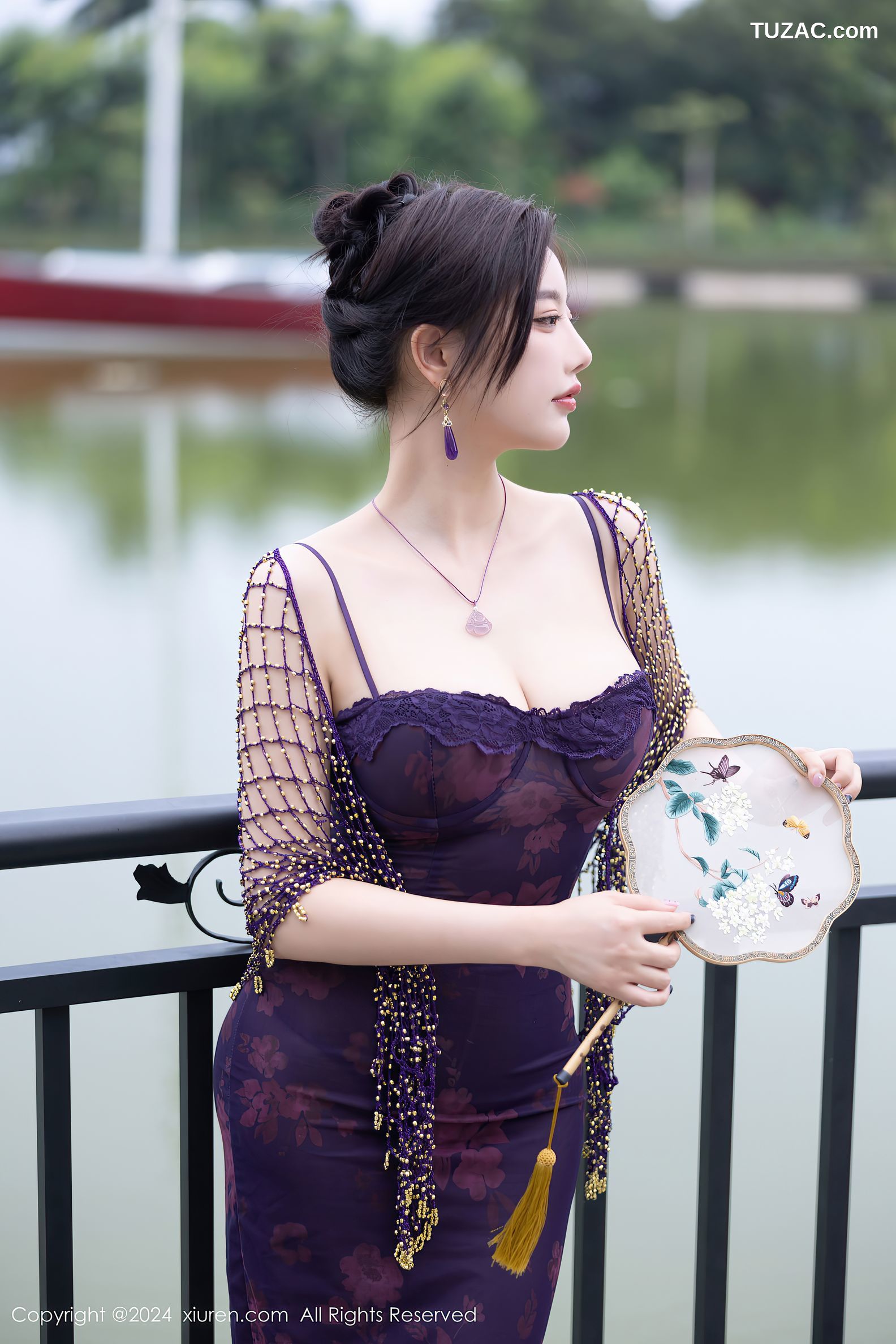 XiuRen秀人网-9092-杨晨晨Yome-紫色吊带连衣裙紫色情趣内衣-2024.08.30