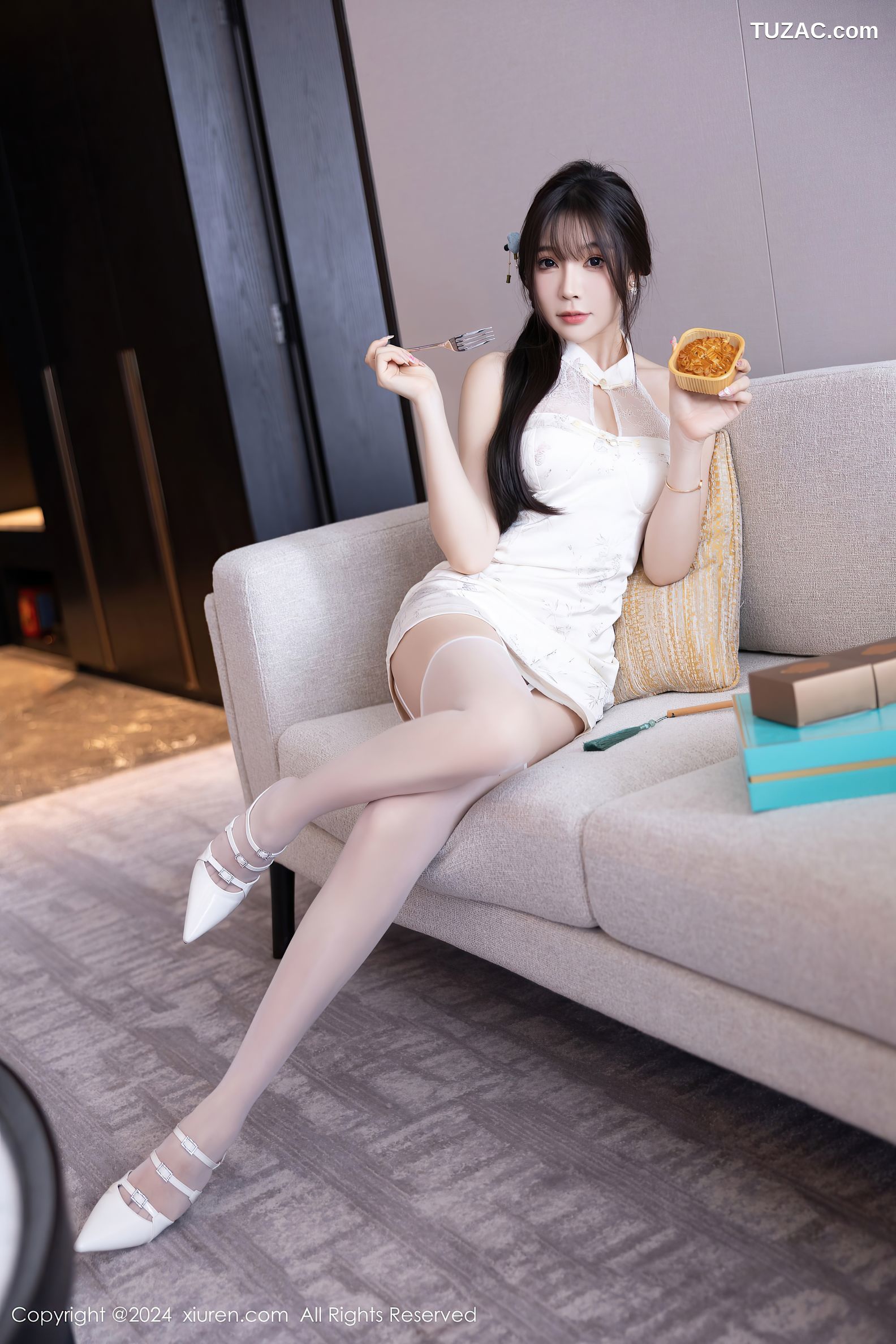 XiuRen秀人网-9101-徐莉芝Booty-白色连衣短裙白蕾丝内衣-2024.09.02