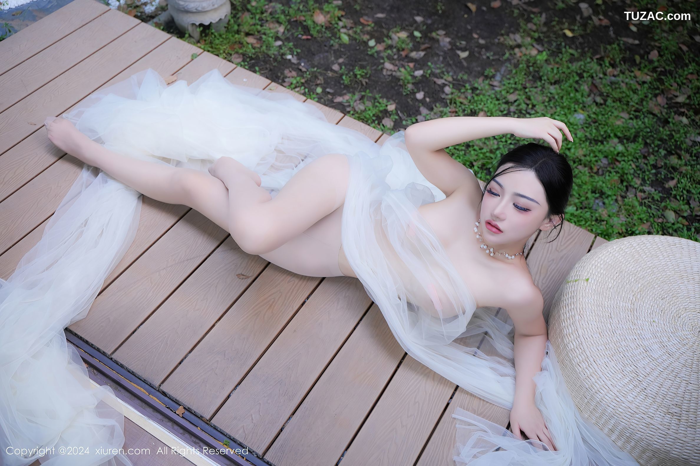 XiuRen秀人网-9105-妙可可Cheese-户外透视白纱全裸爆乳-2024.09.03