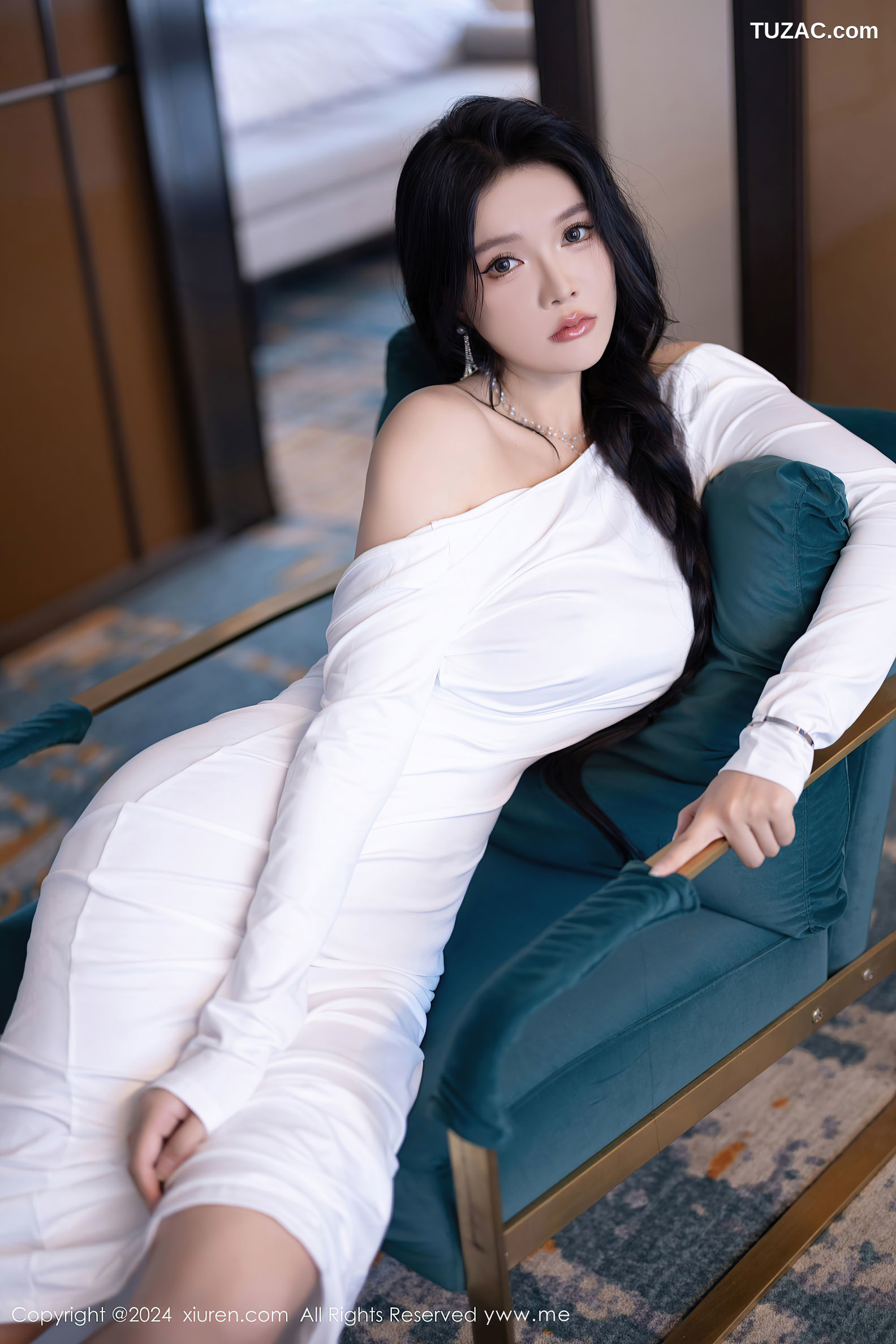 XiuRen秀人网-9115-娜比-白色紧身长裙-黑色情趣内衣黑丝-2024.09.05