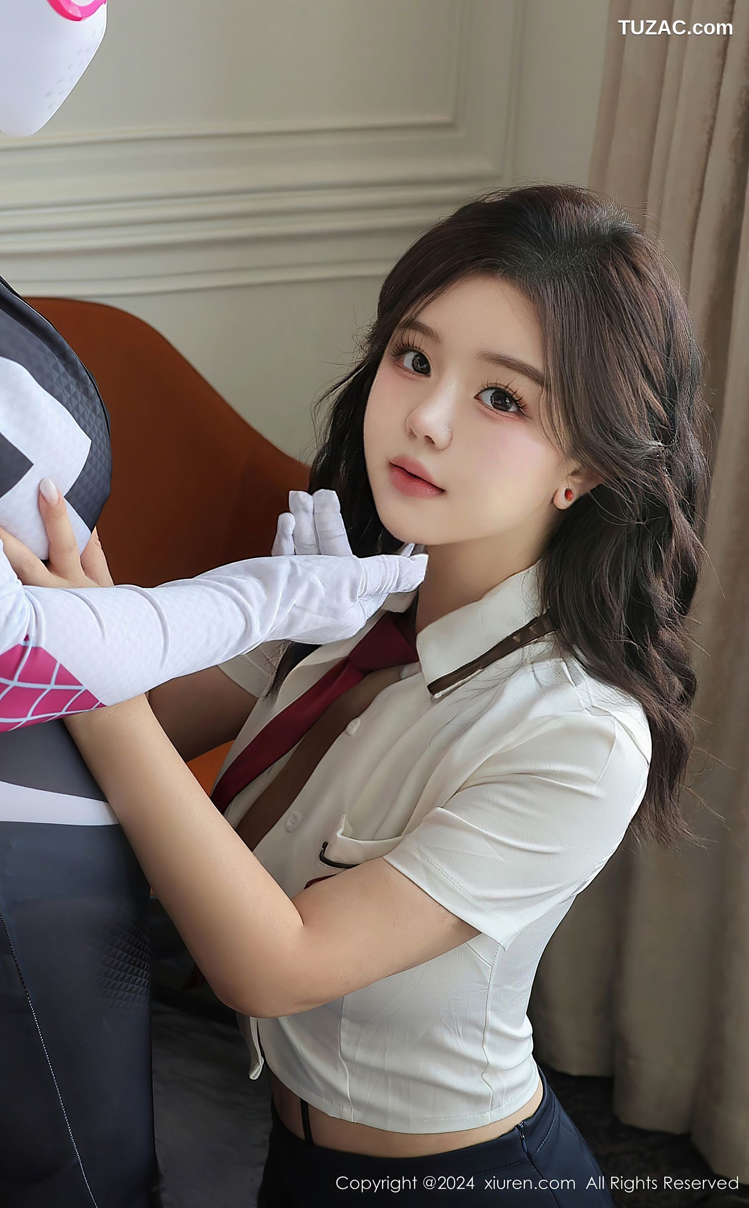 XiuRen秀人网-9122-小薯条nienie-蜘蛛女和校服萝莉姐妹花剧情白衬衫黑短裙黑丝黑情趣内衣-2024.09.06