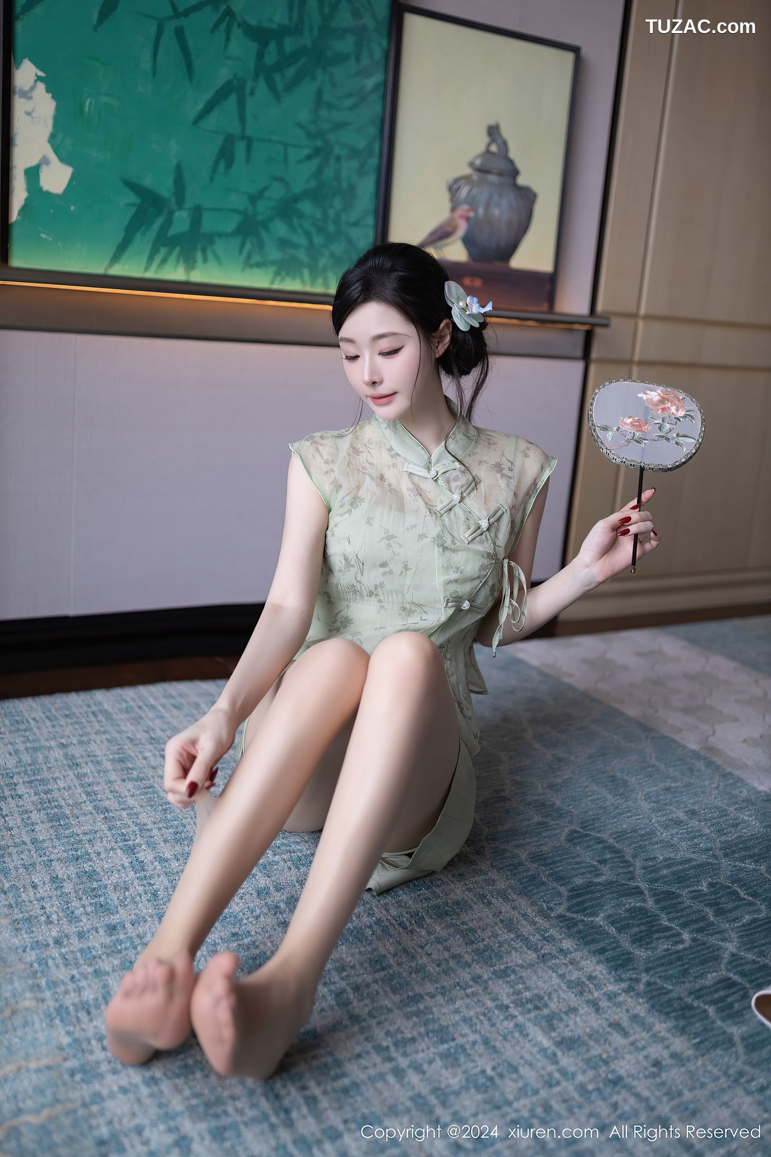 XiuRen秀人网-9124-小逗逗-民国风淡绿旗袍淡绿透视薄纱亵衣爆乳-2024.09.06