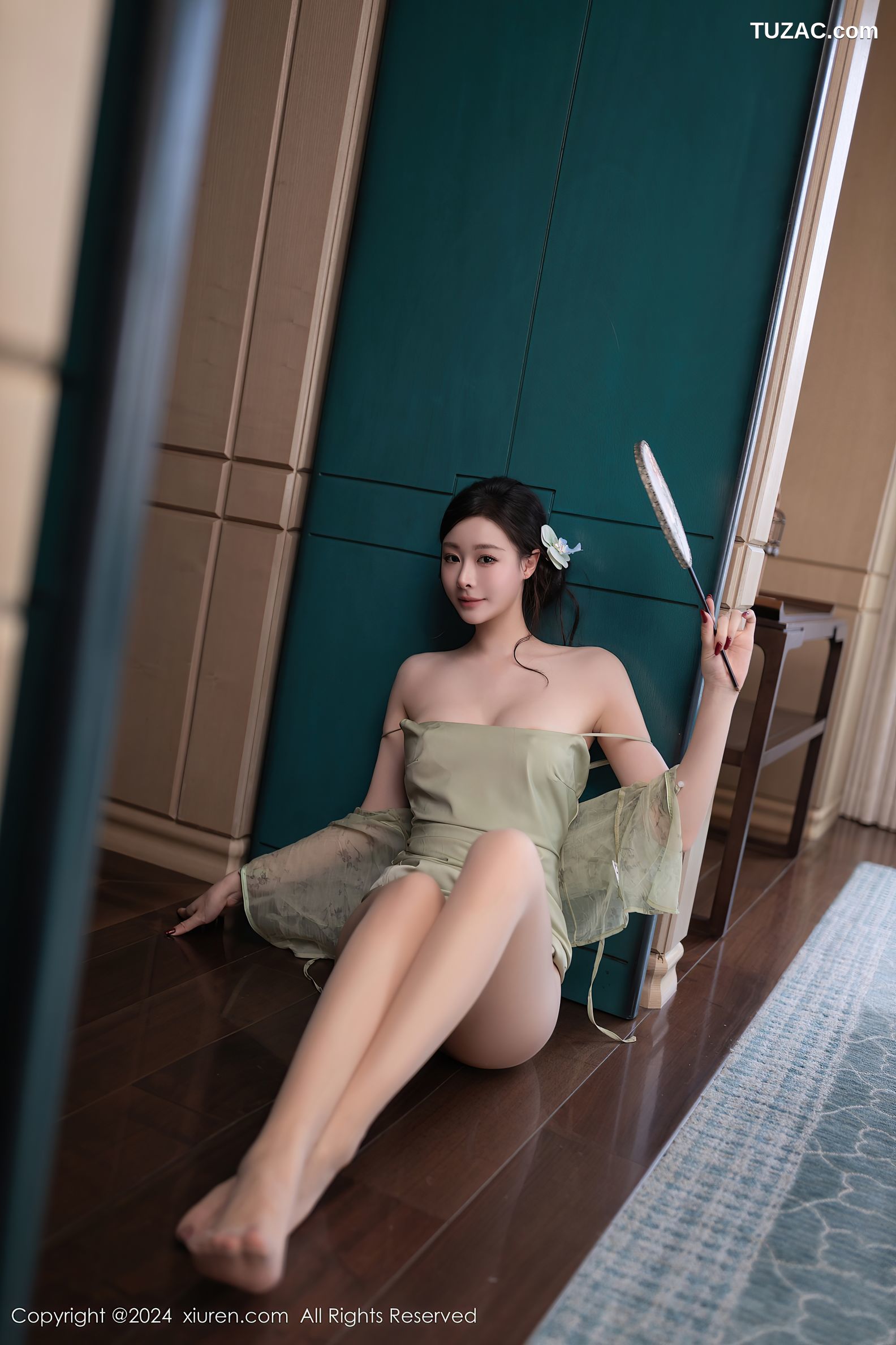XiuRen秀人网-9124-小逗逗-民国风淡绿旗袍淡绿透视薄纱亵衣爆乳-2024.09.06