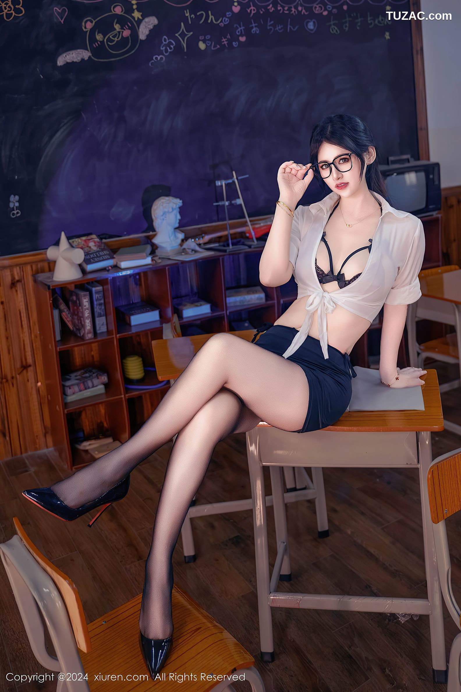 XiuRen秀人网-9130-诗诗kiki-私教化学老师轻透白衬衫黑短裙黑蕾丝情趣内衣黑丝-2024.09.09