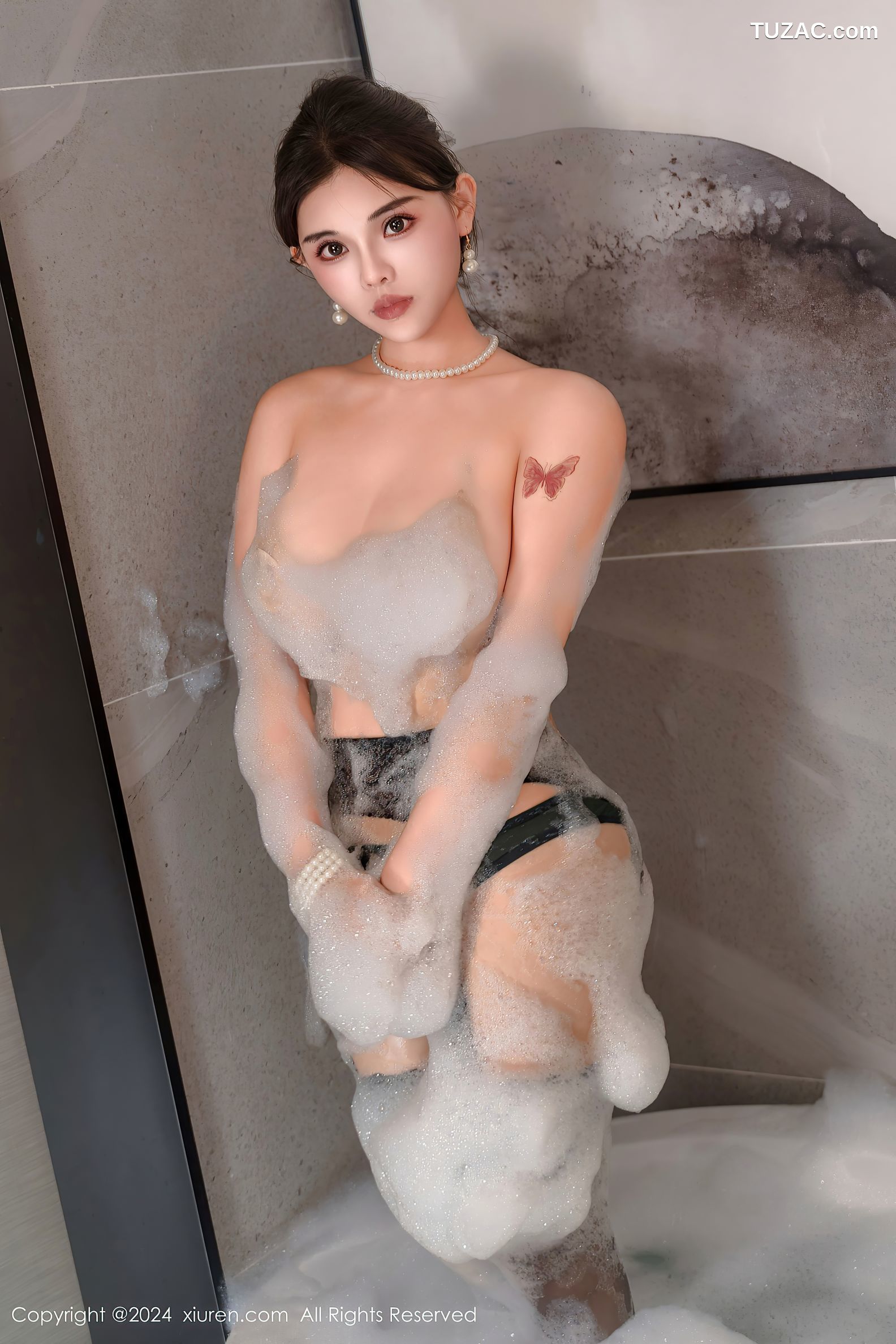 XiuRen秀人网-9143-小童颜-情趣短旗袍黑丝-2024.09.11