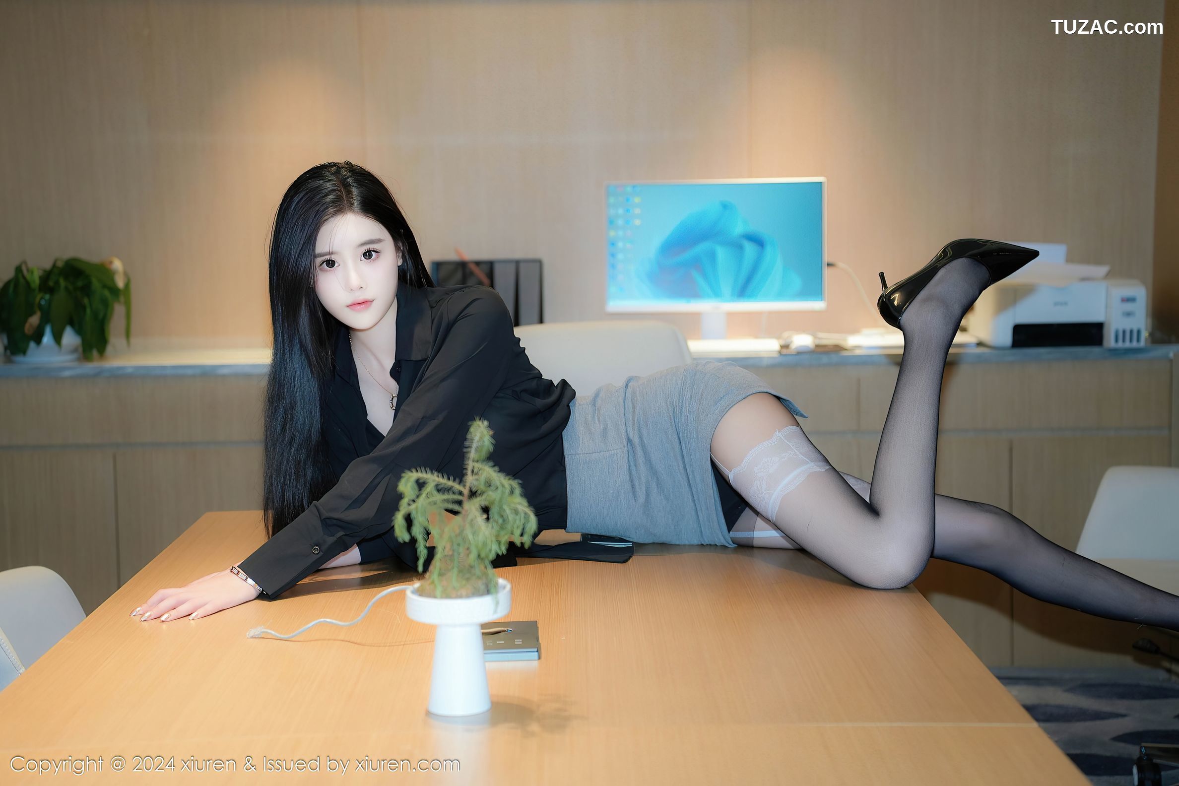 XiuRen秀人网-9167-Erikaki-OL黑衫灰裙黑丝爆乳-2024.09.14