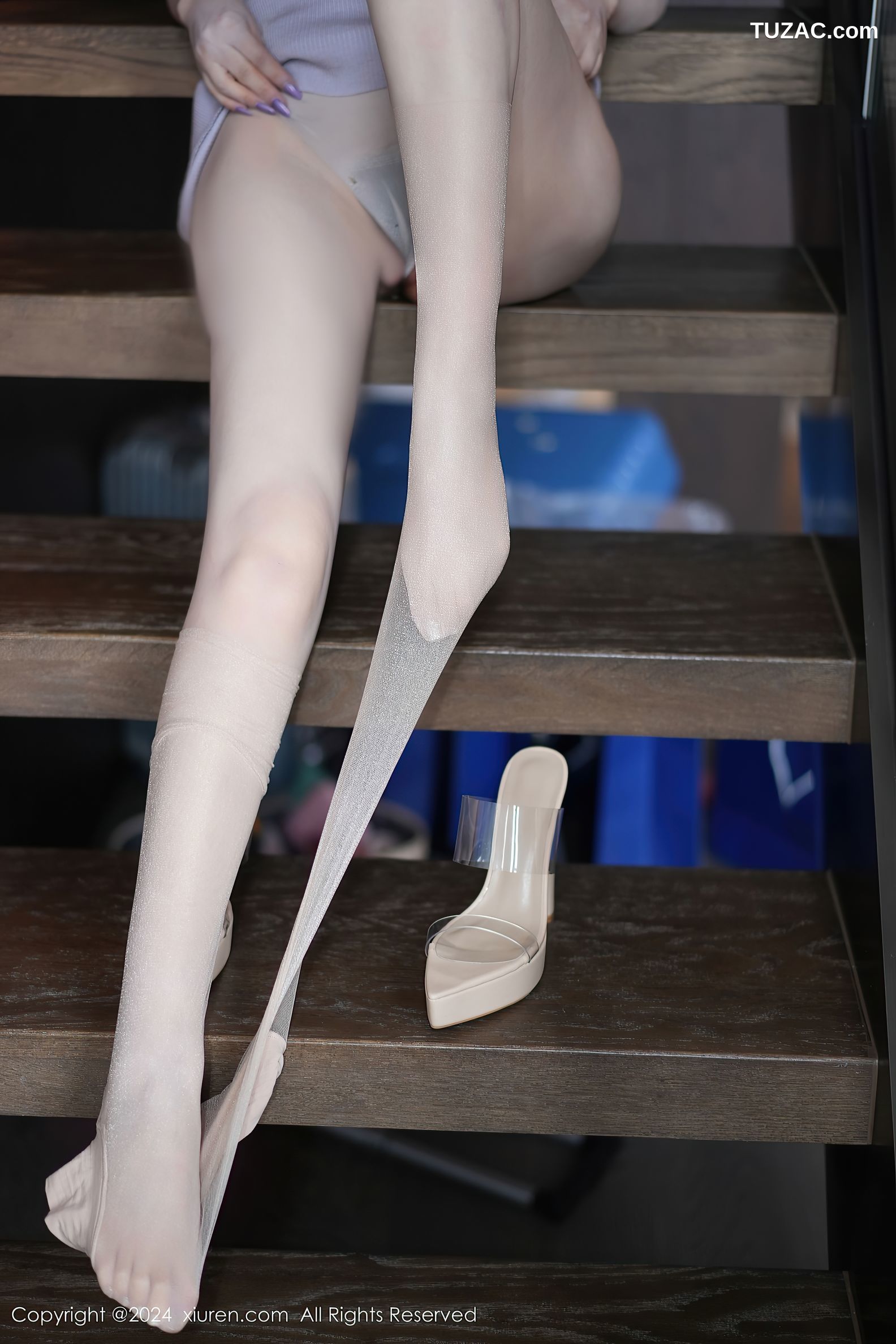 XiuRen秀人网-9183-允爾-浅灰紧身裙肉丝-2024.09.20