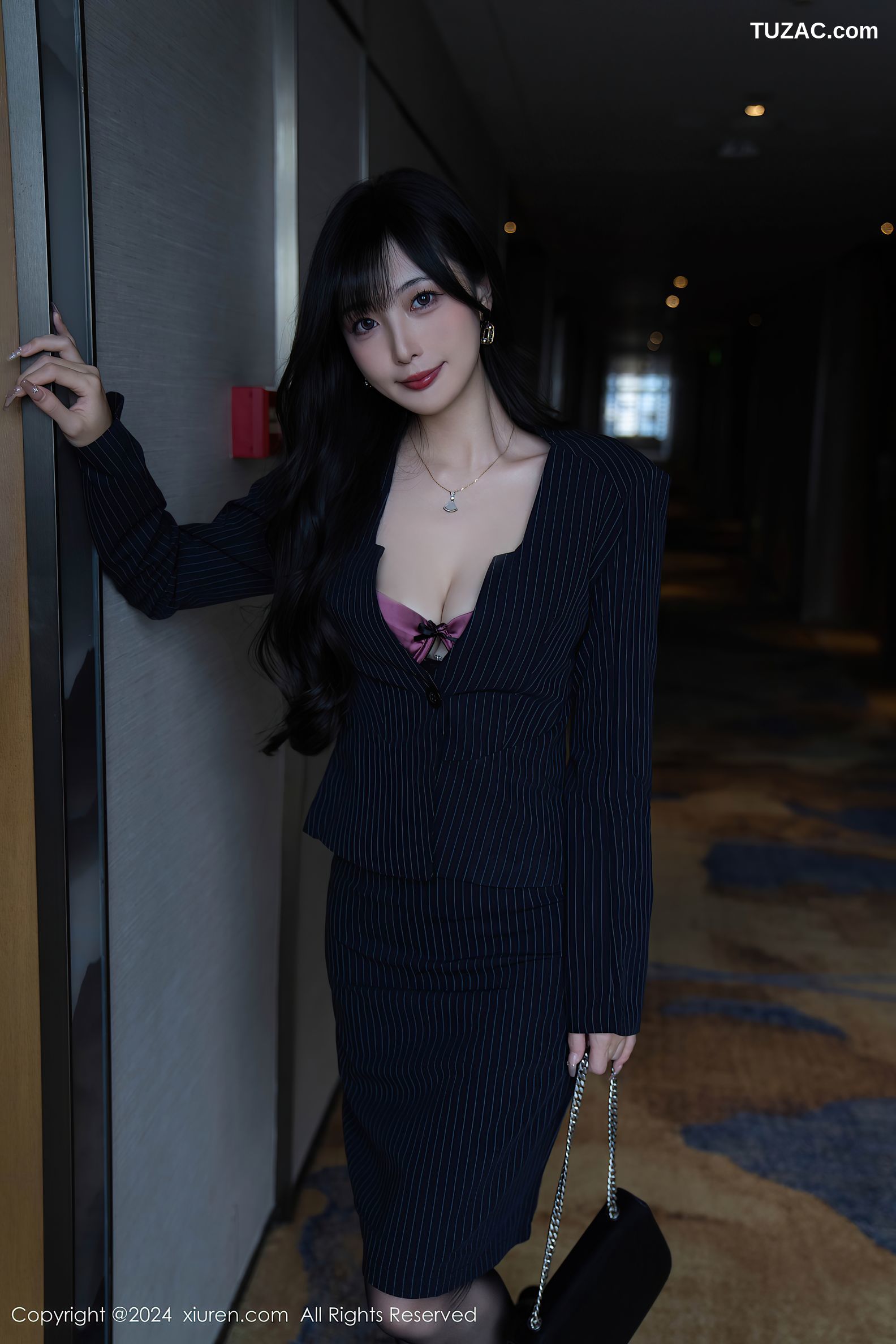XiuRen秀人网-9186-林星阑-OL黑条纹套装紫色情趣内衣-2024.09.20