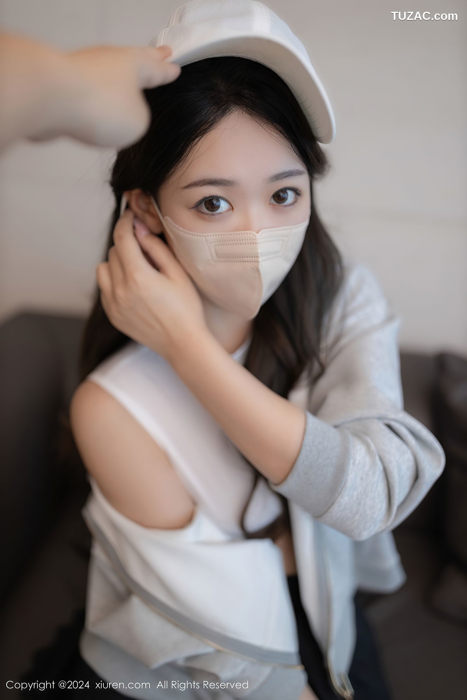 XiuRen秀人网-9196-唐安琪-外卖主题白T黑短裙-2024.09.23