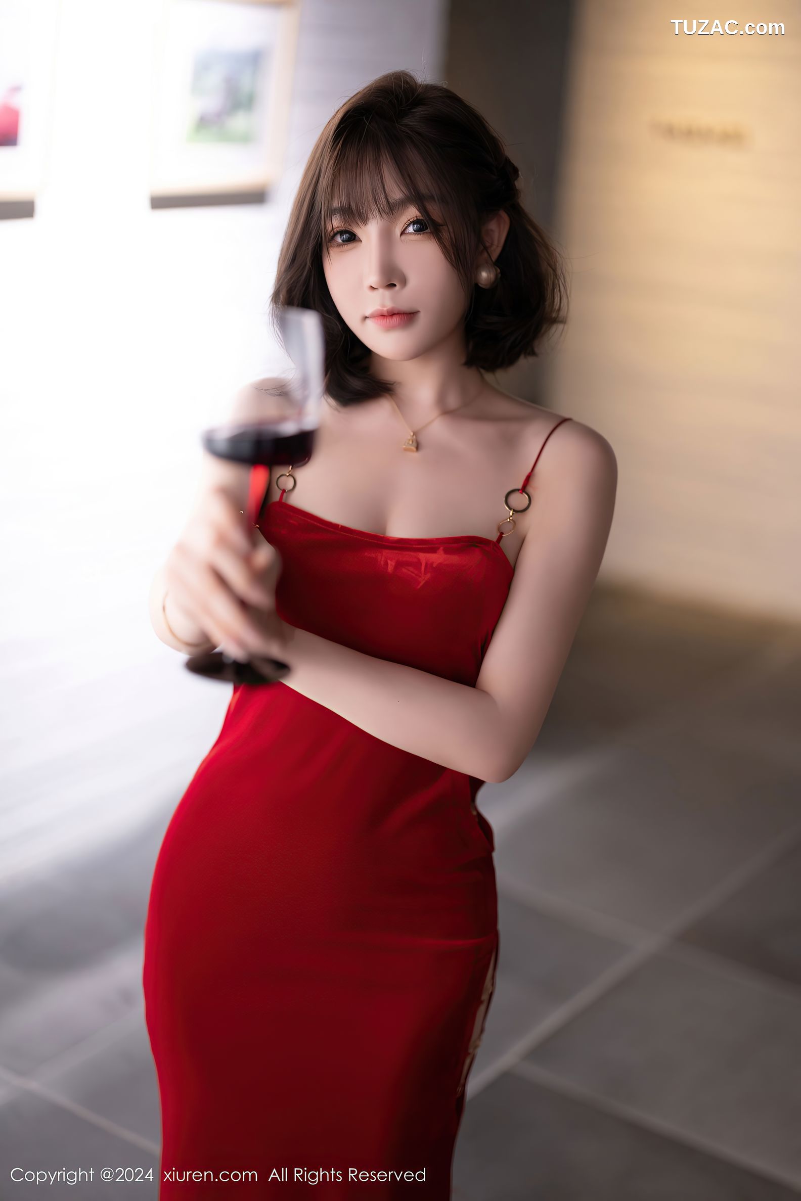 XiuRen秀人网-9229-徐莉芝Booty-红裙红色情趣内衣-2024.09.29