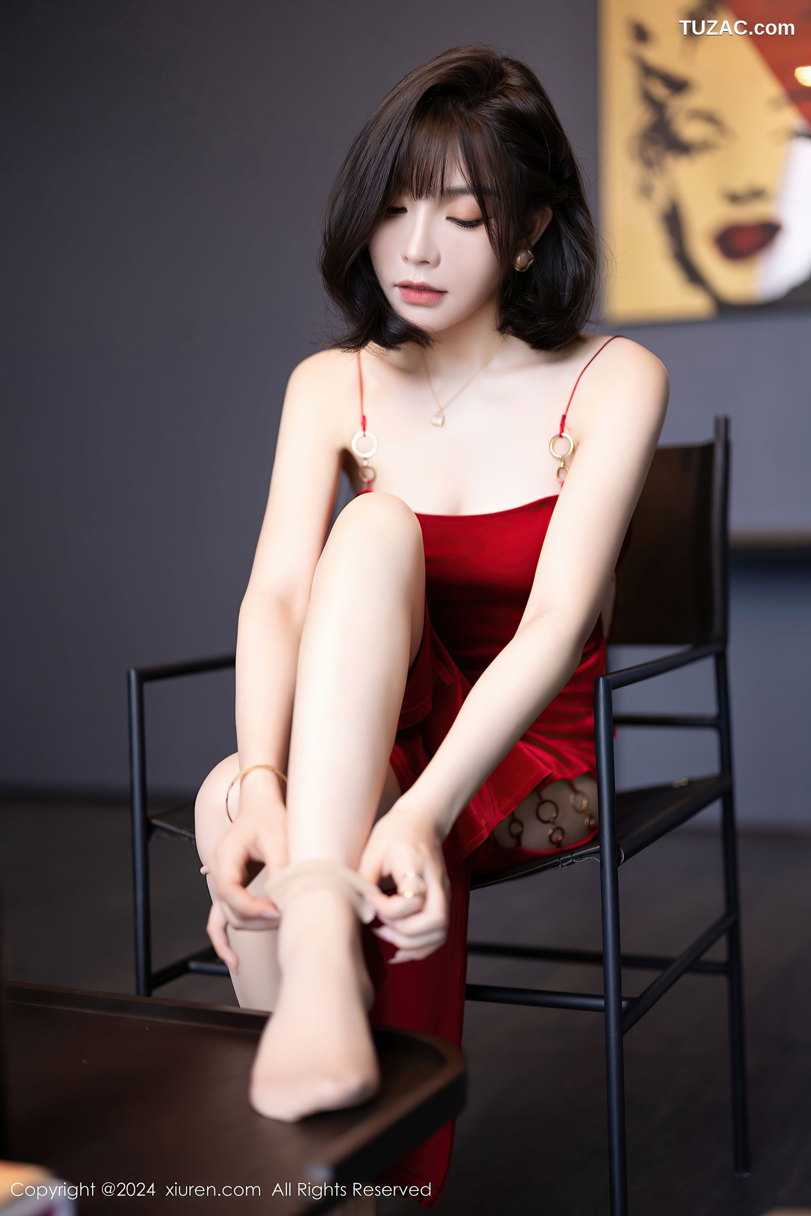 XiuRen秀人网-9229-徐莉芝Booty-红裙红色情趣内衣-2024.09.29