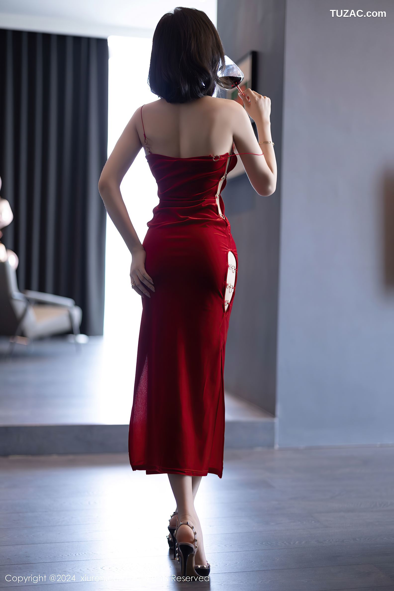 XiuRen秀人网-9229-徐莉芝Booty-红裙红色情趣内衣-2024.09.29