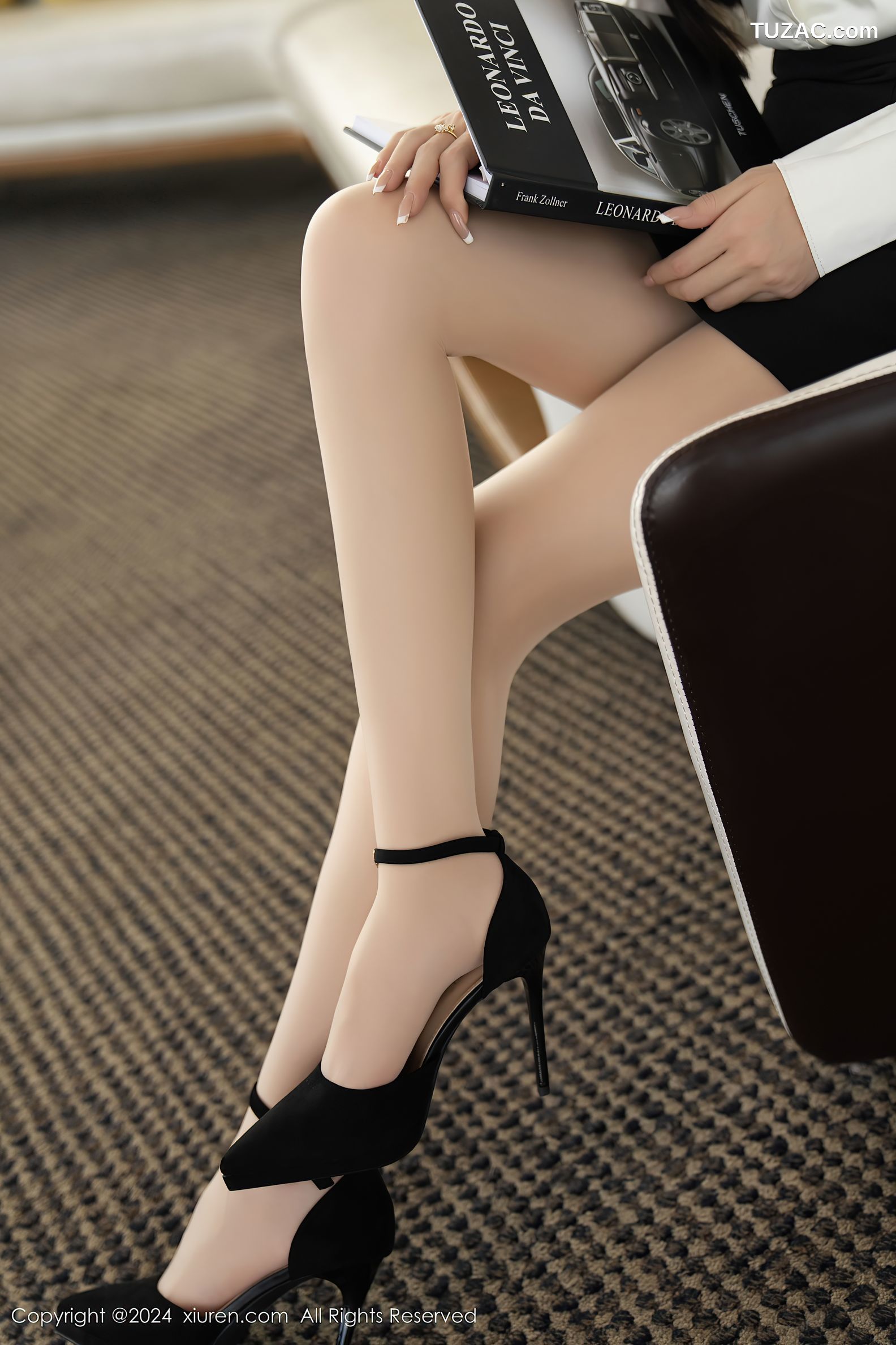 XiuRen秀人网-9237-林星阑-OL白衬衫黑短裙-蓝衣兔女郎-2024.09.30