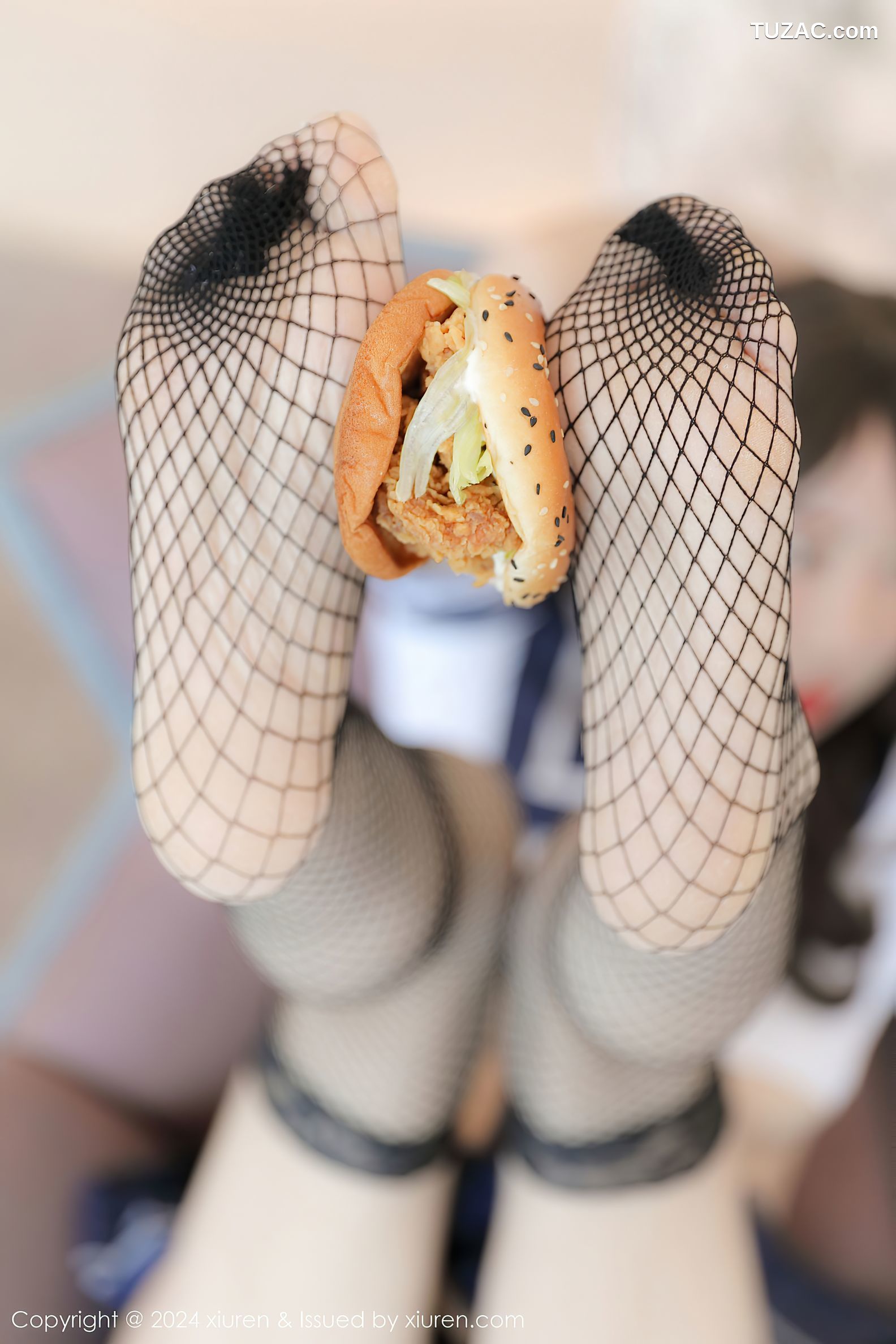 XiuRen秀人网-9238-桃妖夭-学生装水手衬衫短裙黑丝-2024.09.30