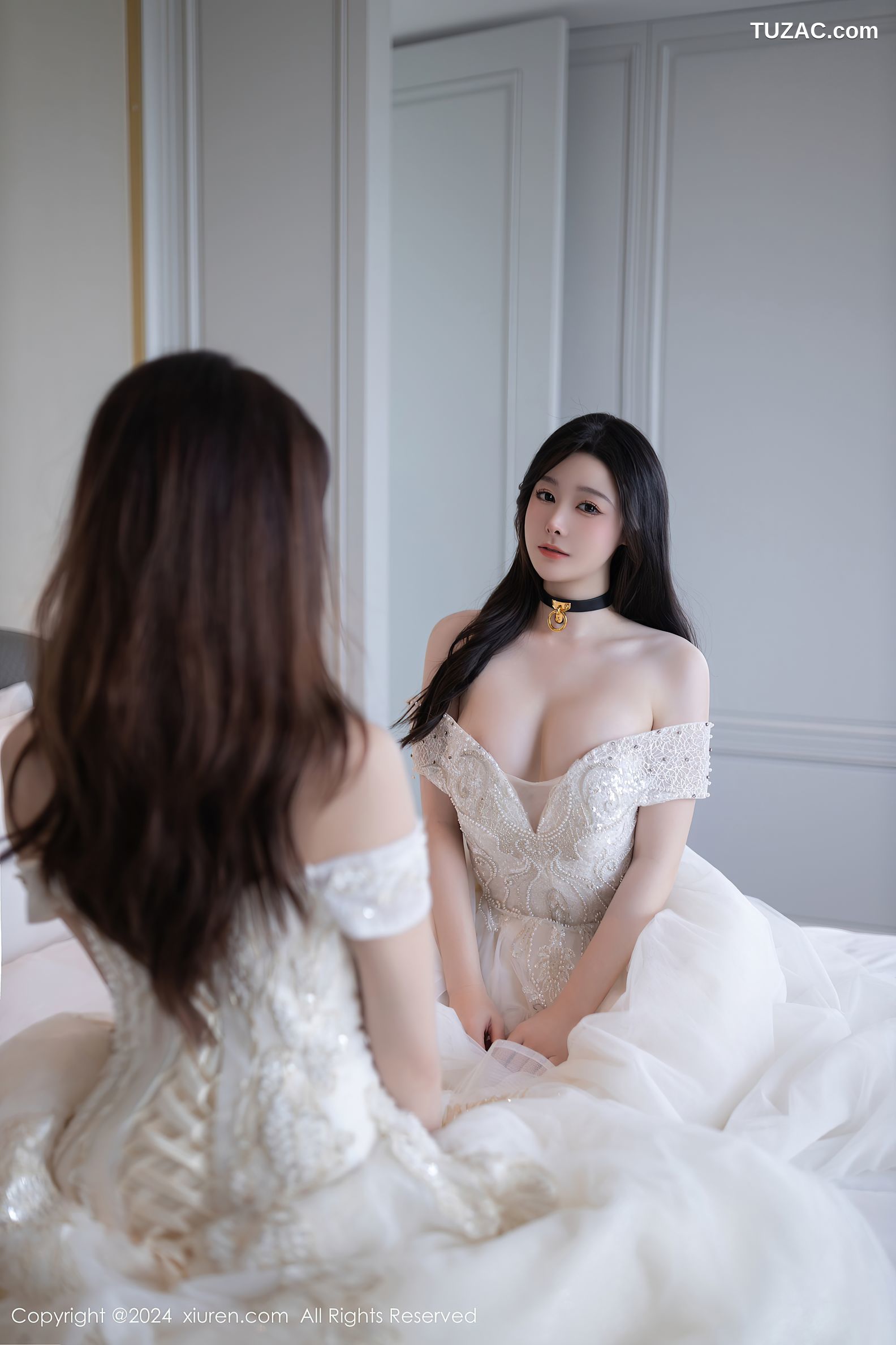 XiuRen秀人网-9240-小逗逗-陆萱萱-姐妹花白色婚纱白色内衣激情互动-2024.09.30