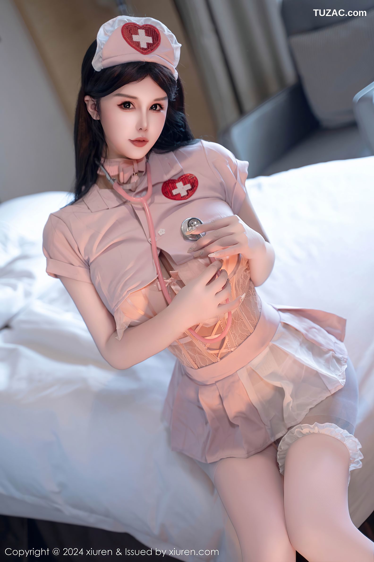 XiuRen秀人网-9244-陈芊儿-淡粉情趣护士装爆乳-2024.10.08