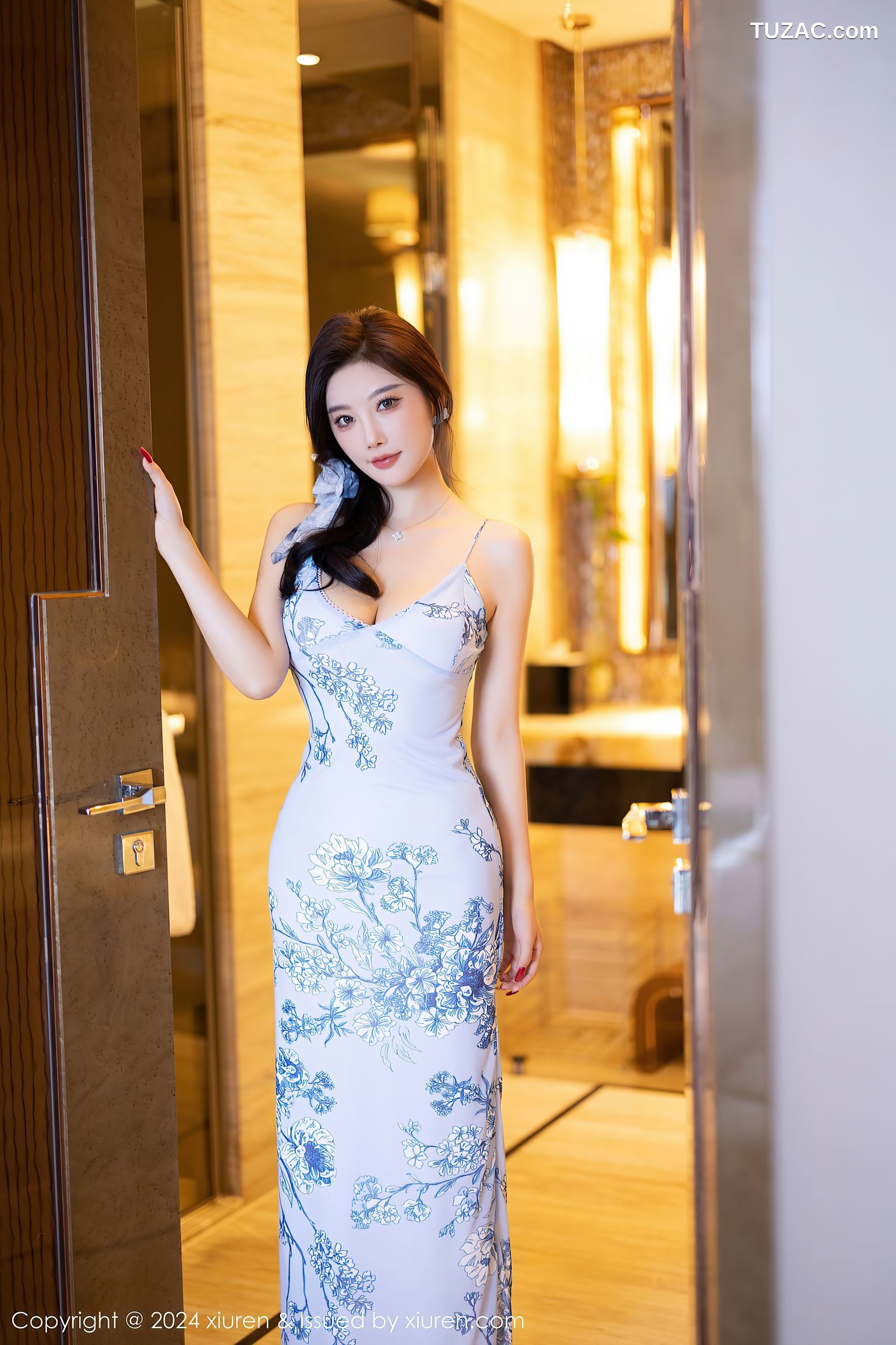 XiuRen秀人网-9249-杨晨晨Yome-浅蓝色吊带睡裙-2024.10.08