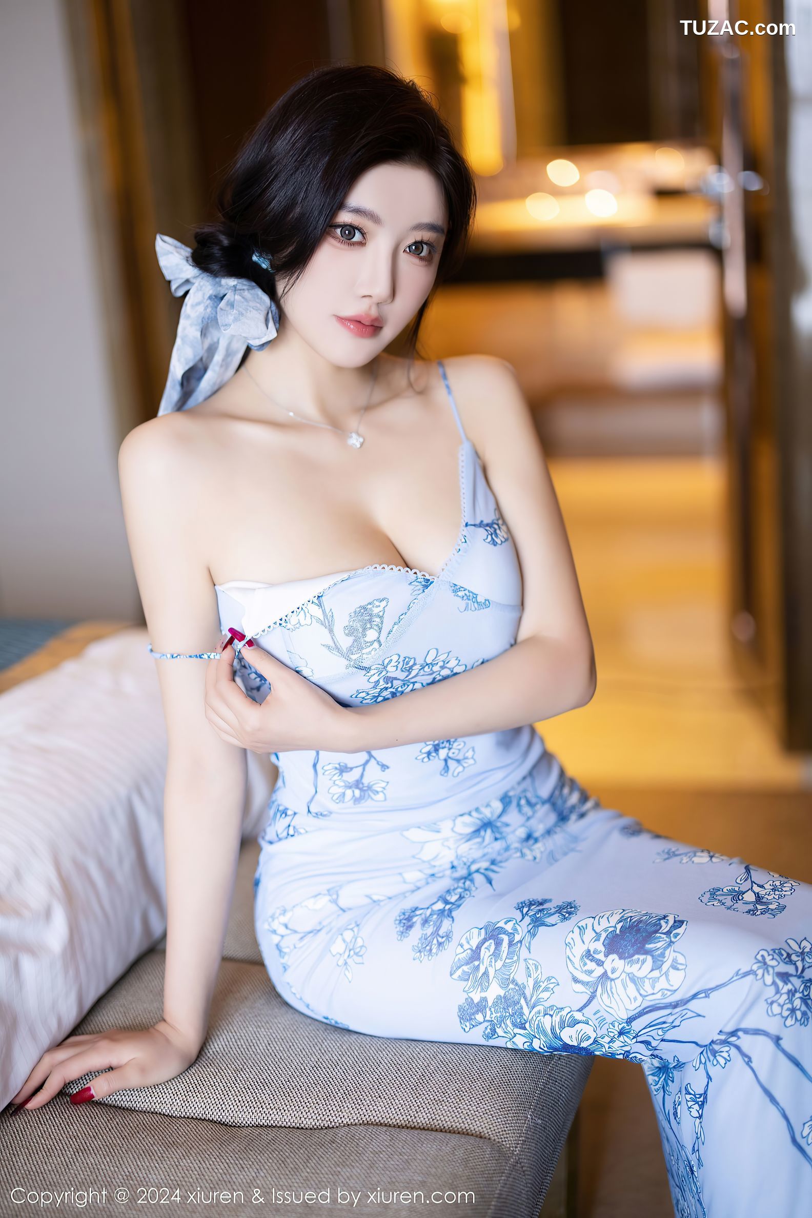 XiuRen秀人网-9249-杨晨晨Yome-浅蓝色吊带睡裙-2024.10.08