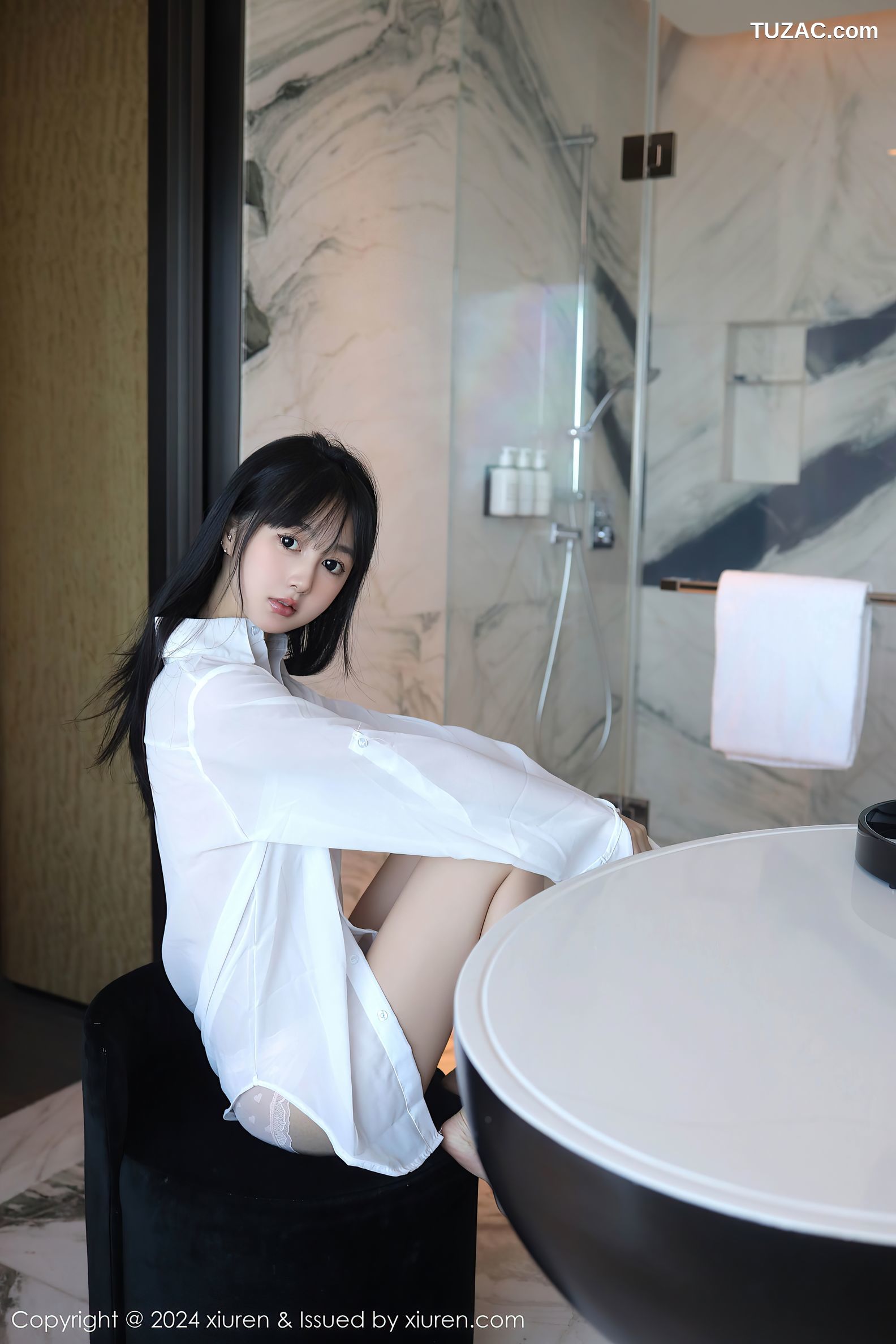 XiuRen秀人网-9251-林好好-首套写真-白色衬衣萝莉-2024.10.09