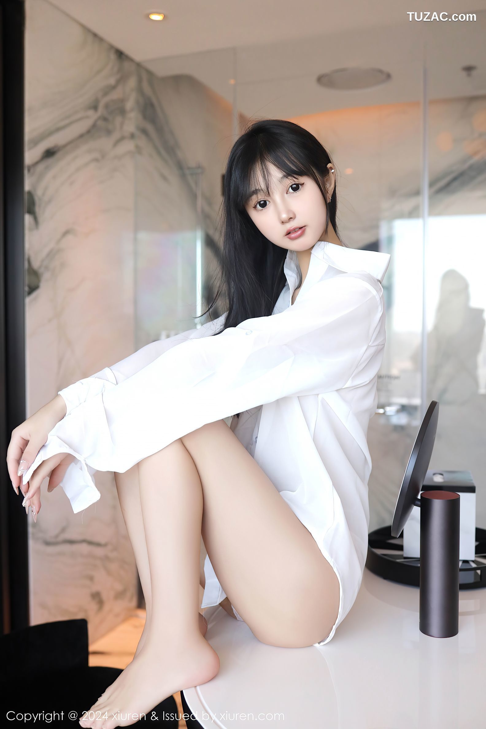 XiuRen秀人网-9251-林好好-首套写真-白色衬衣萝莉-2024.10.09