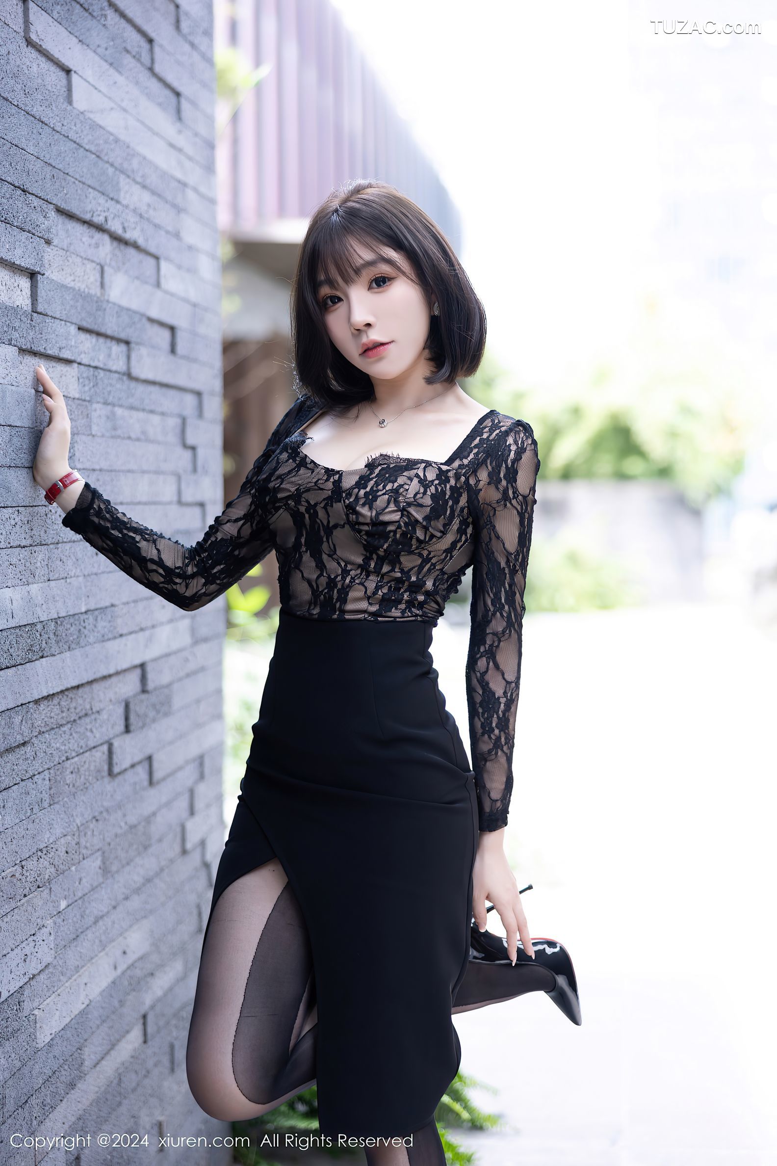 XiuRen秀人网-9257-徐莉芝Booty-黑色蕾丝连衣裙肉色内衣-2024.10.09