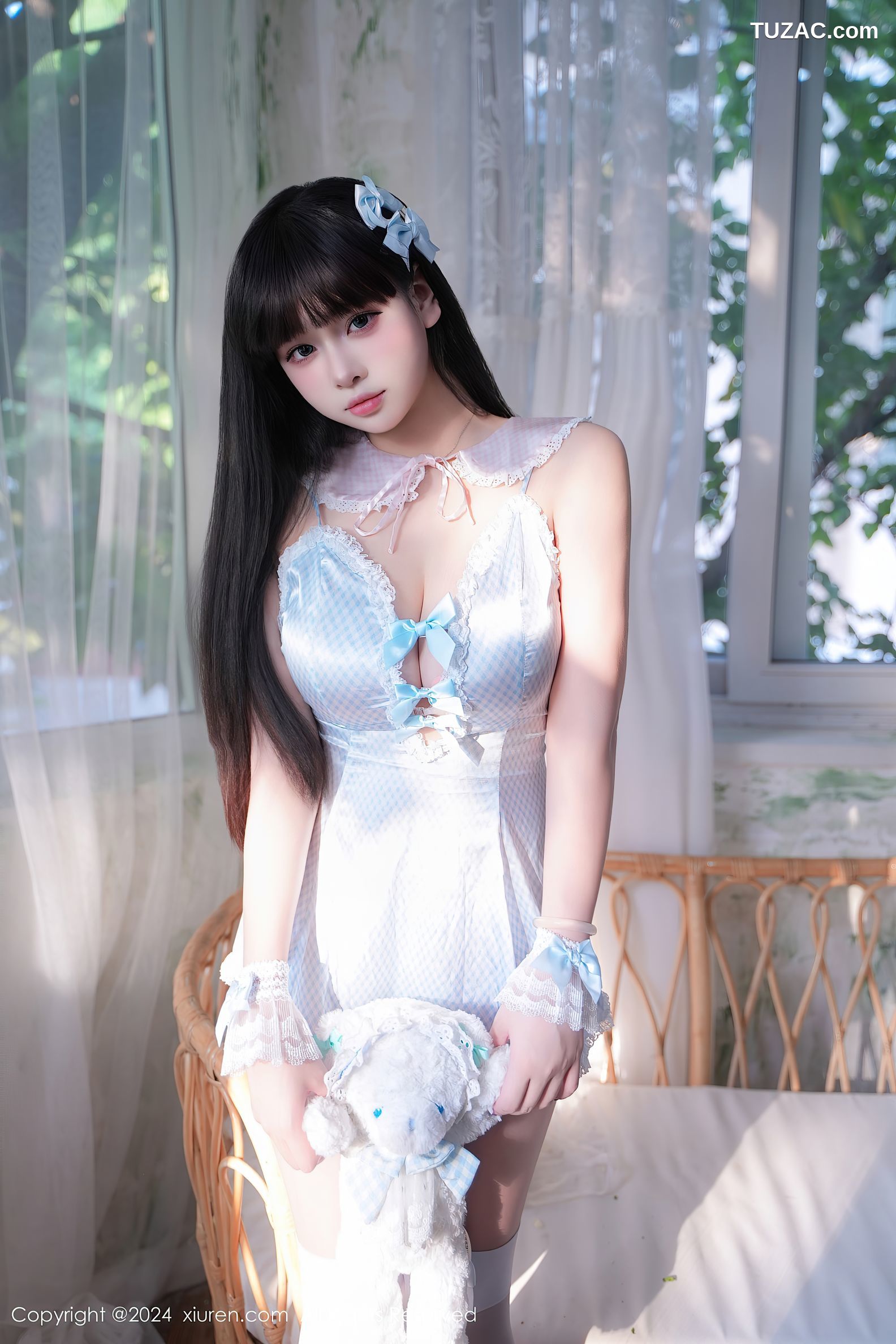 XiuRen秀人网-9258-正妹Abby-首套写真-淡蓝女仆装-2024.10.10