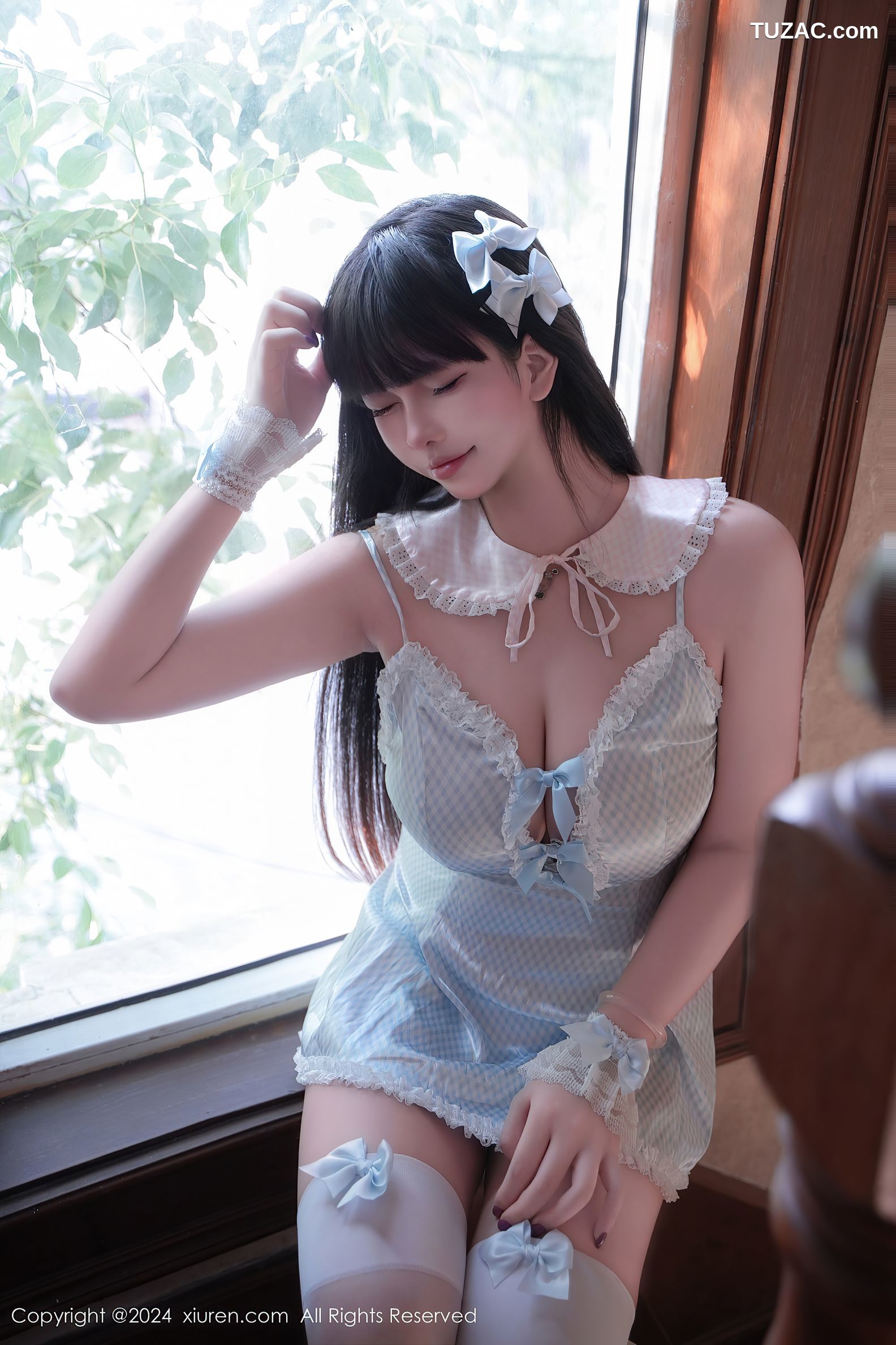 XiuRen秀人网-9258-正妹Abby-首套写真-淡蓝女仆装-2024.10.10