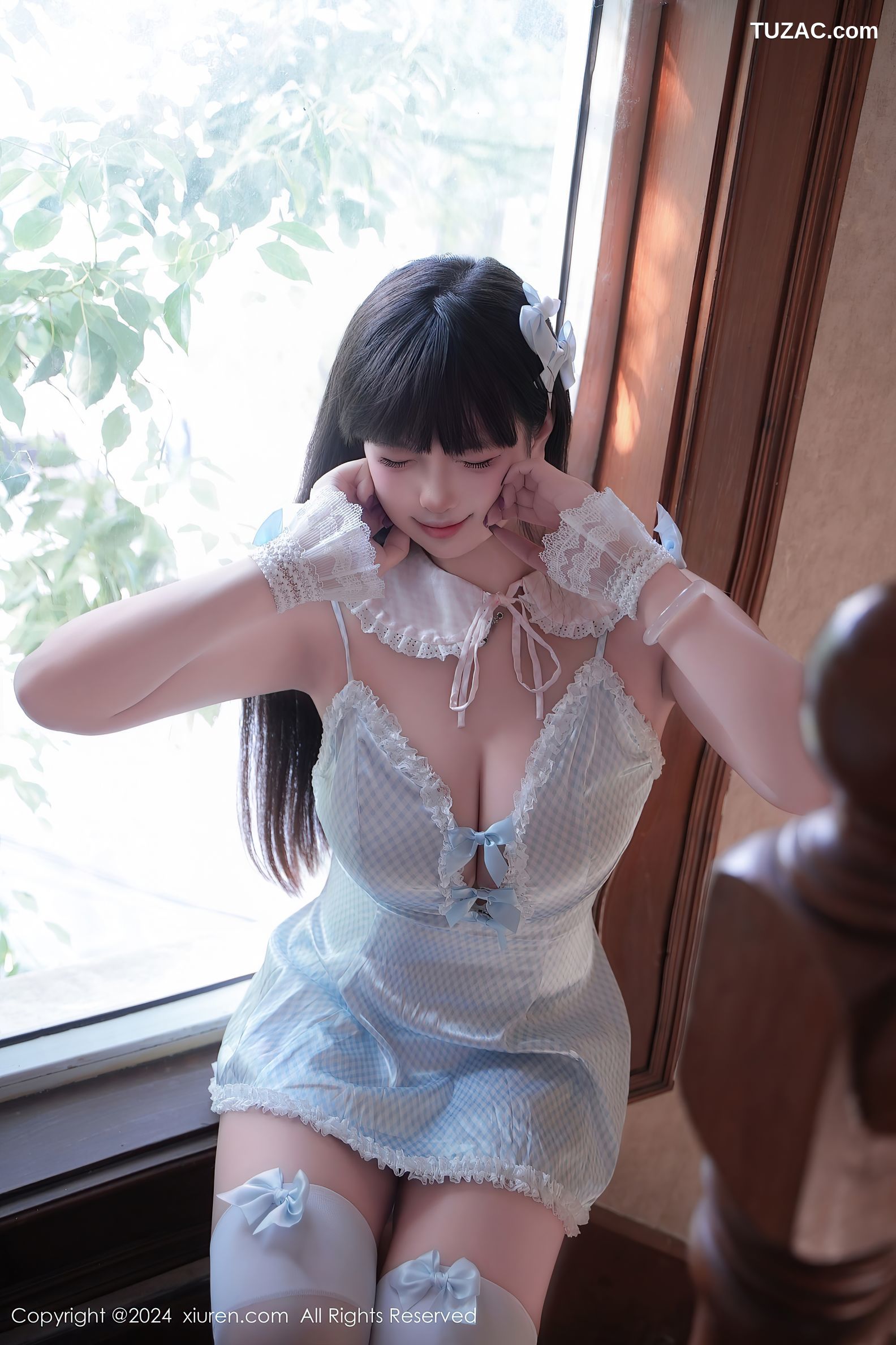 XiuRen秀人网-9258-正妹Abby-首套写真-淡蓝女仆装-2024.10.10