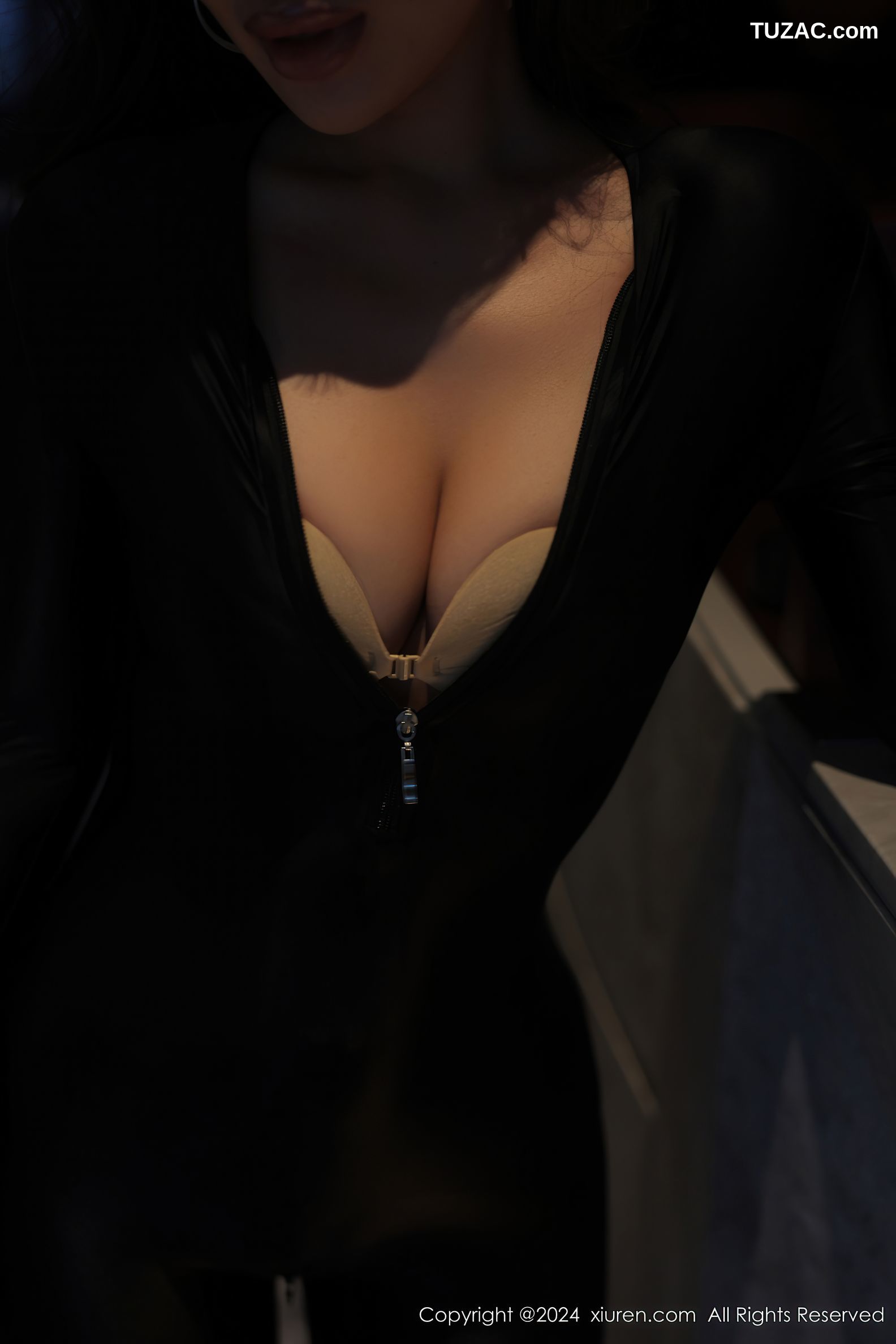 XiuRen秀人网-9259-FE-黑色紧身衣女检察官黑丝-2024.10.10