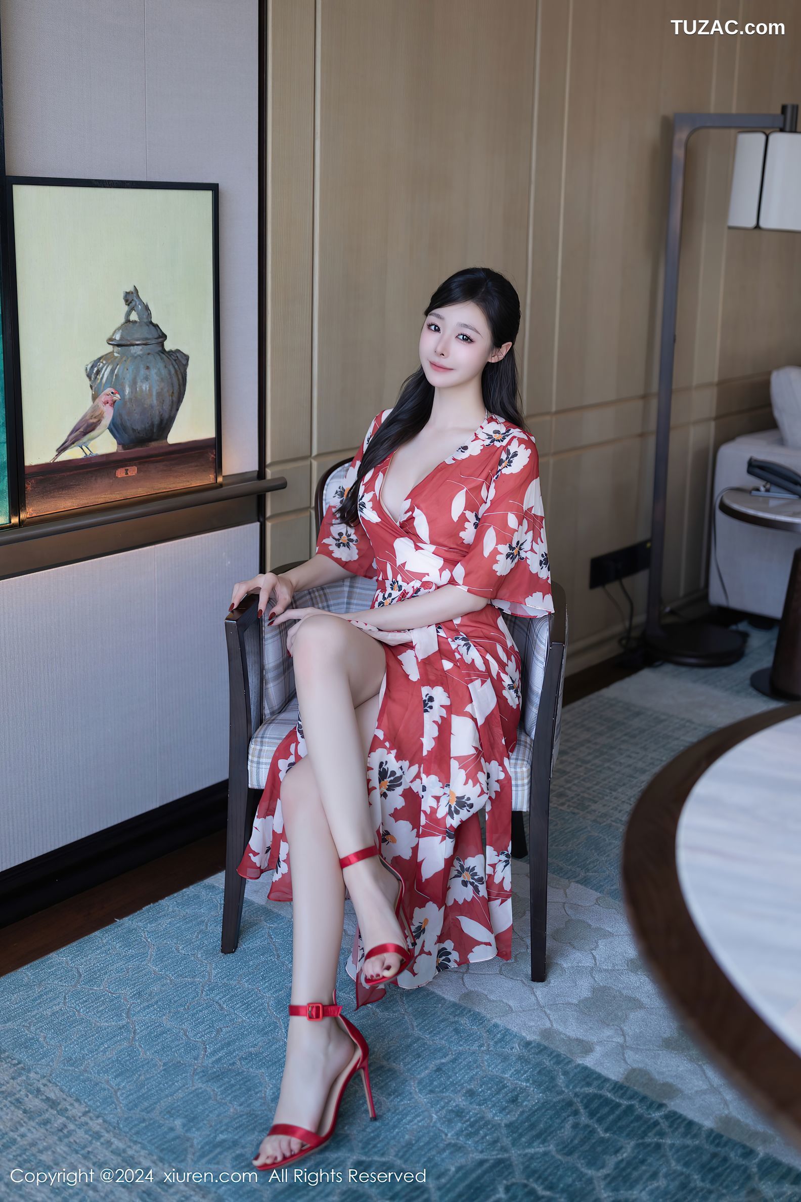 XiuRen秀人网-9270-小逗逗-红色印花和服爆乳-2024.10.11