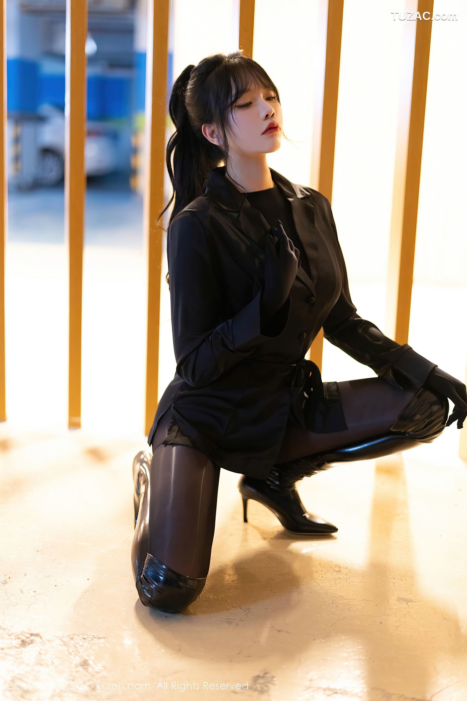 XiuRen秀人网-9275-娜比-连体黑丝黑皮长靴-2024.10.12