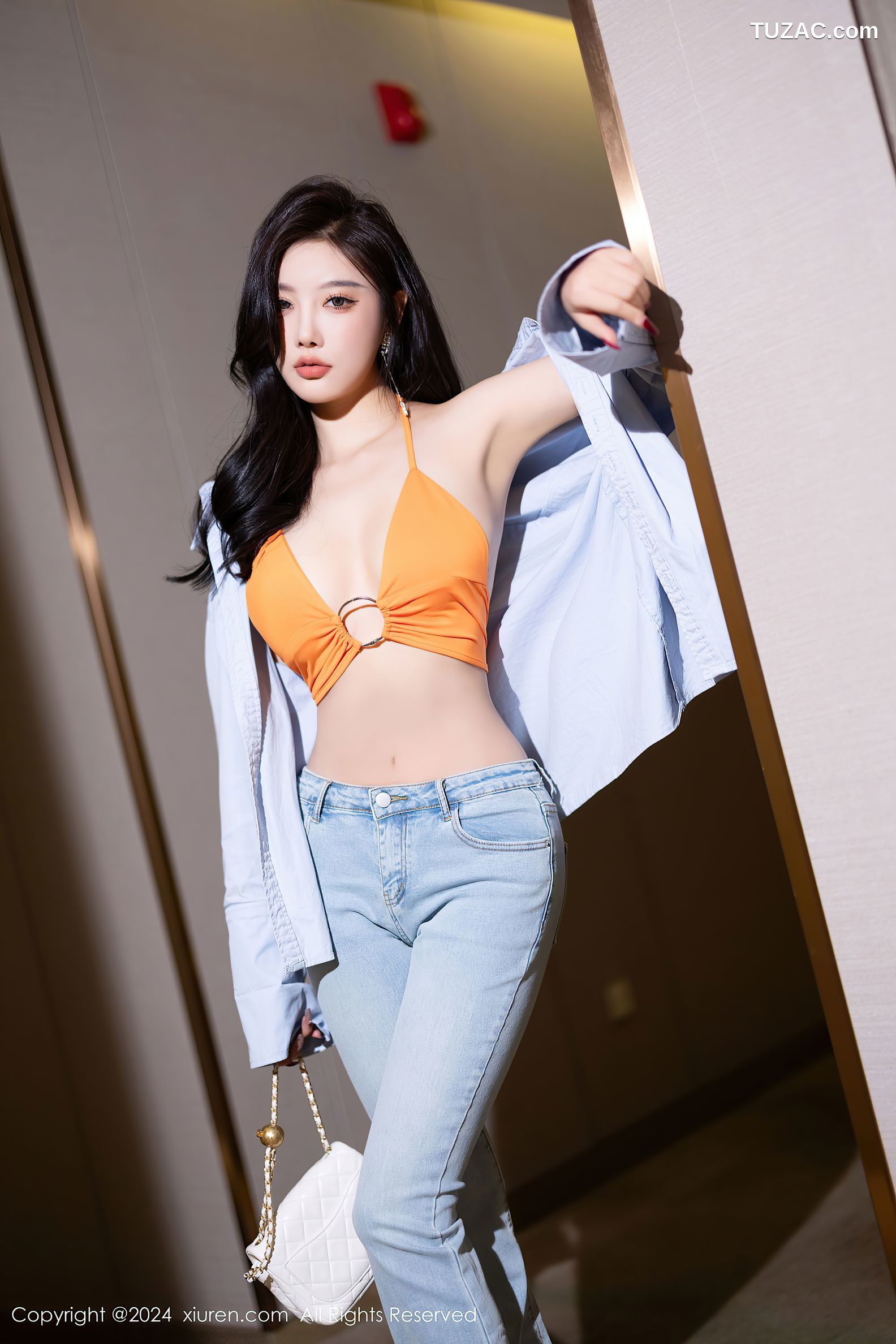 XiuRen秀人网-9282-杨晨晨Yome-橘色束胸牛子裤-红衣超小白色比基尼内衣-2024.10.14