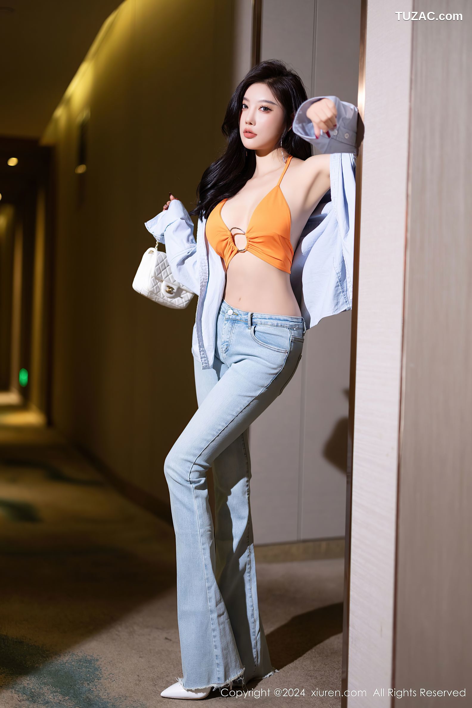 XiuRen秀人网-9282-杨晨晨Yome-橘色束胸牛子裤-红衣超小白色比基尼内衣-2024.10.14